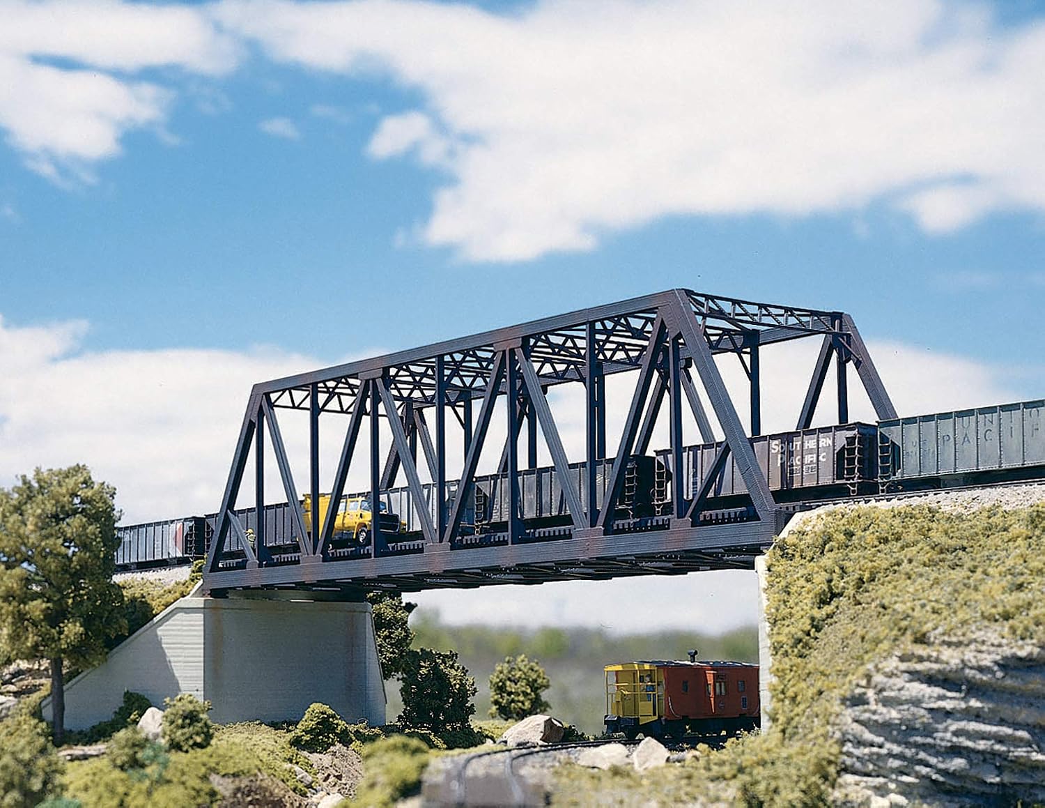 Walthers Track Truss Bridge Kit, 10 X 2-3/4 25 X 6.8 X 6.8cm, Grey