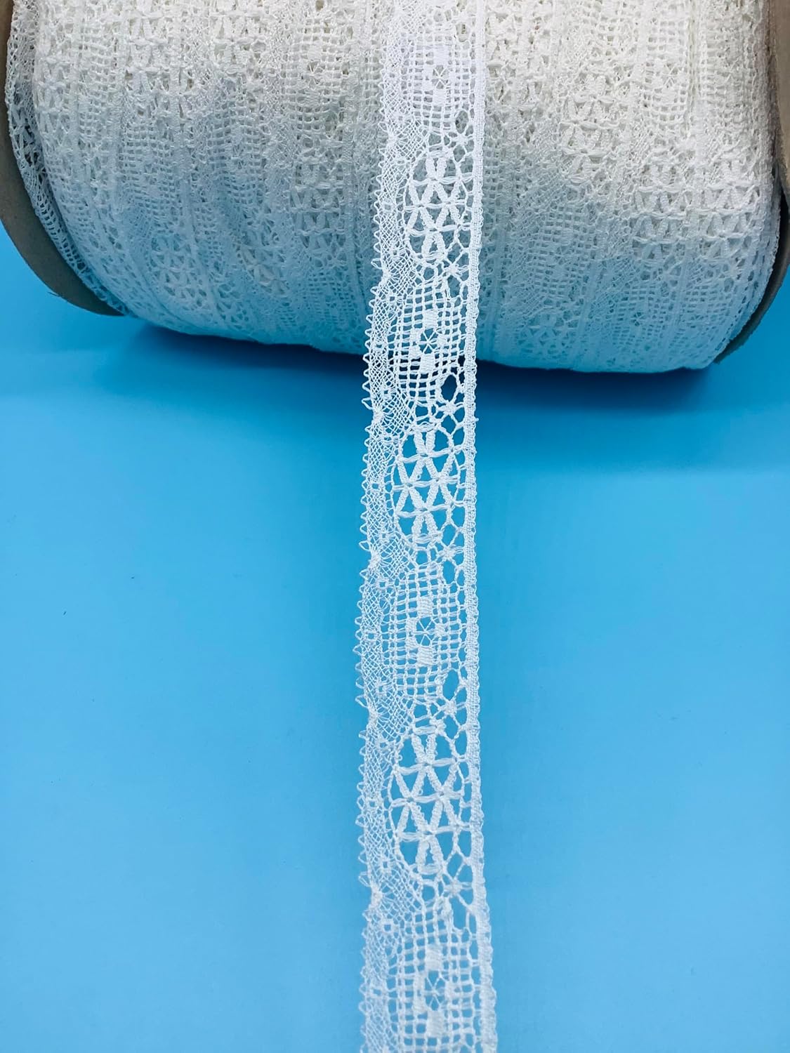 Vintage 1-1/8" 100% Cotton Lever Lace - 8 Yards (White)
