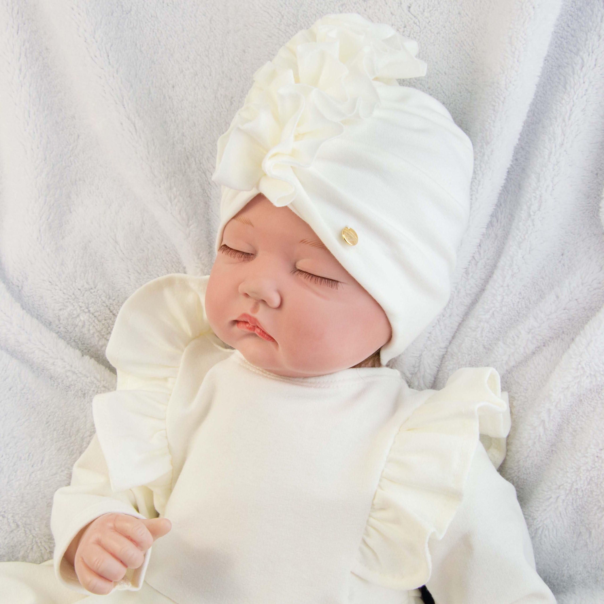 Taufkleid Mädchen mit Stirnband – Elegantes Baby Kleid aus 95% Baumwolle – Taufe & Festtagskleidung für Säuglinge – Rüschen, Kellerfalten & Schleife – Bequeme Babymode
