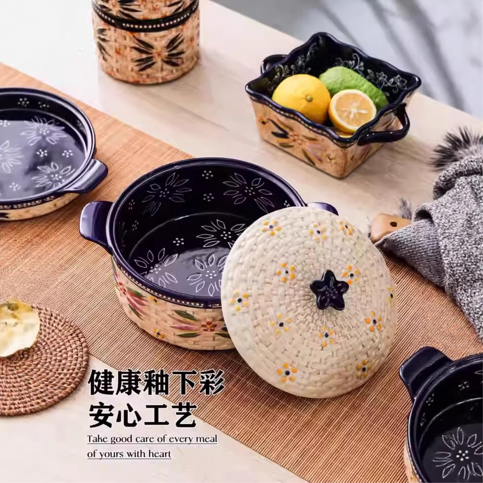 Retro ceramiczna dwuuszna miska do zupy z pokrywką i podszkliwną kolorową miską do zupy - dwuuszna miska na zupę z pokrywką.