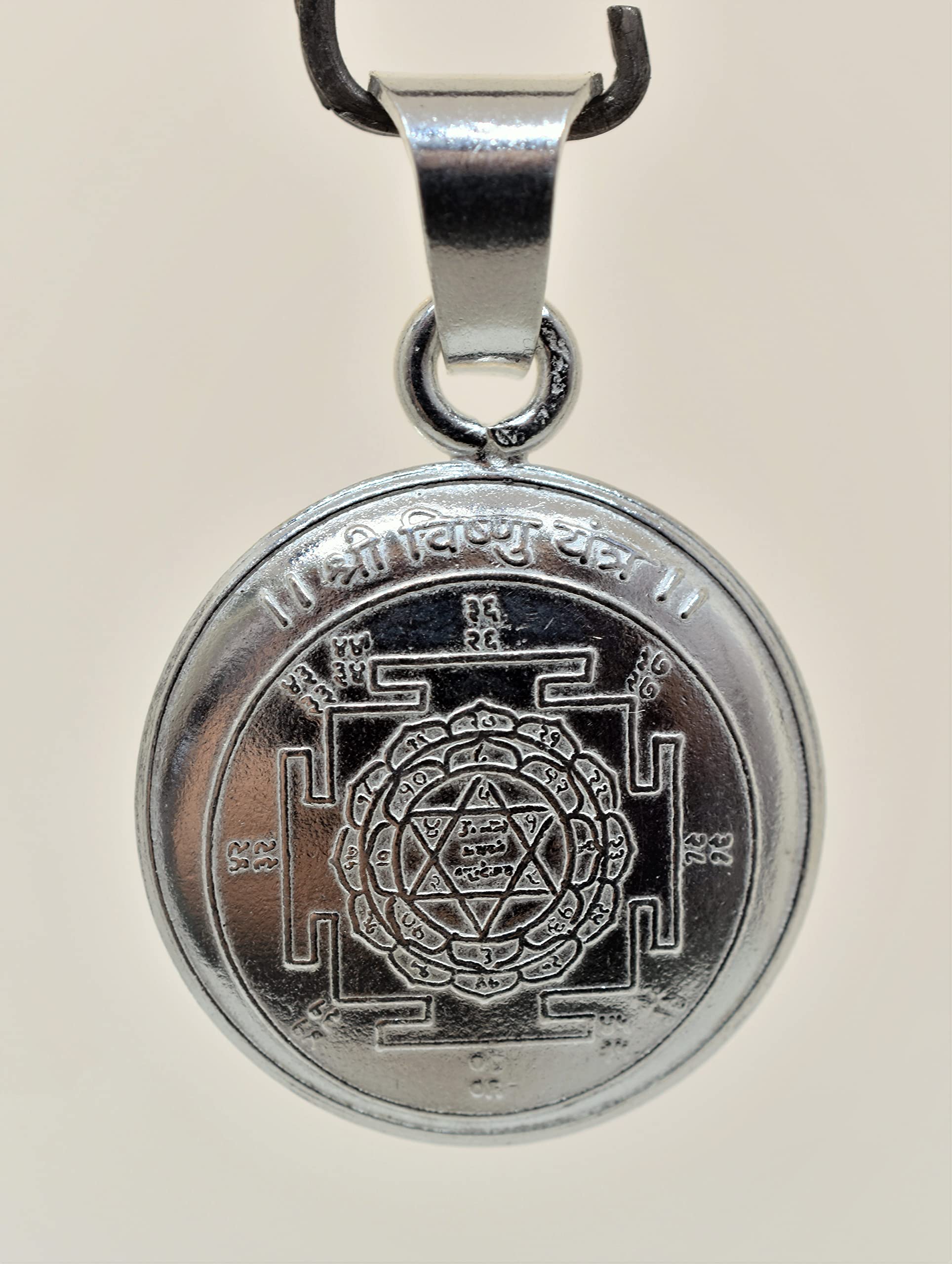 Vishnu locket silver Clearance