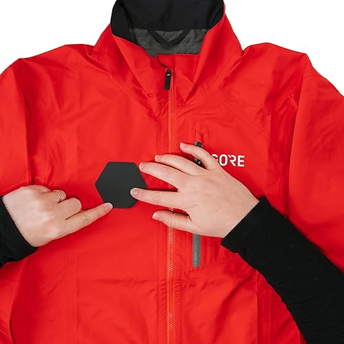 Miniatura 11 de GEAR AID Tenacious Tape Gore-TEX Fabric Patches for Quickly Fixing Holes and Tears in Jackets, Gloves, Rain and Ski Pants  Black  2.5 x 2.8 Hexagon,