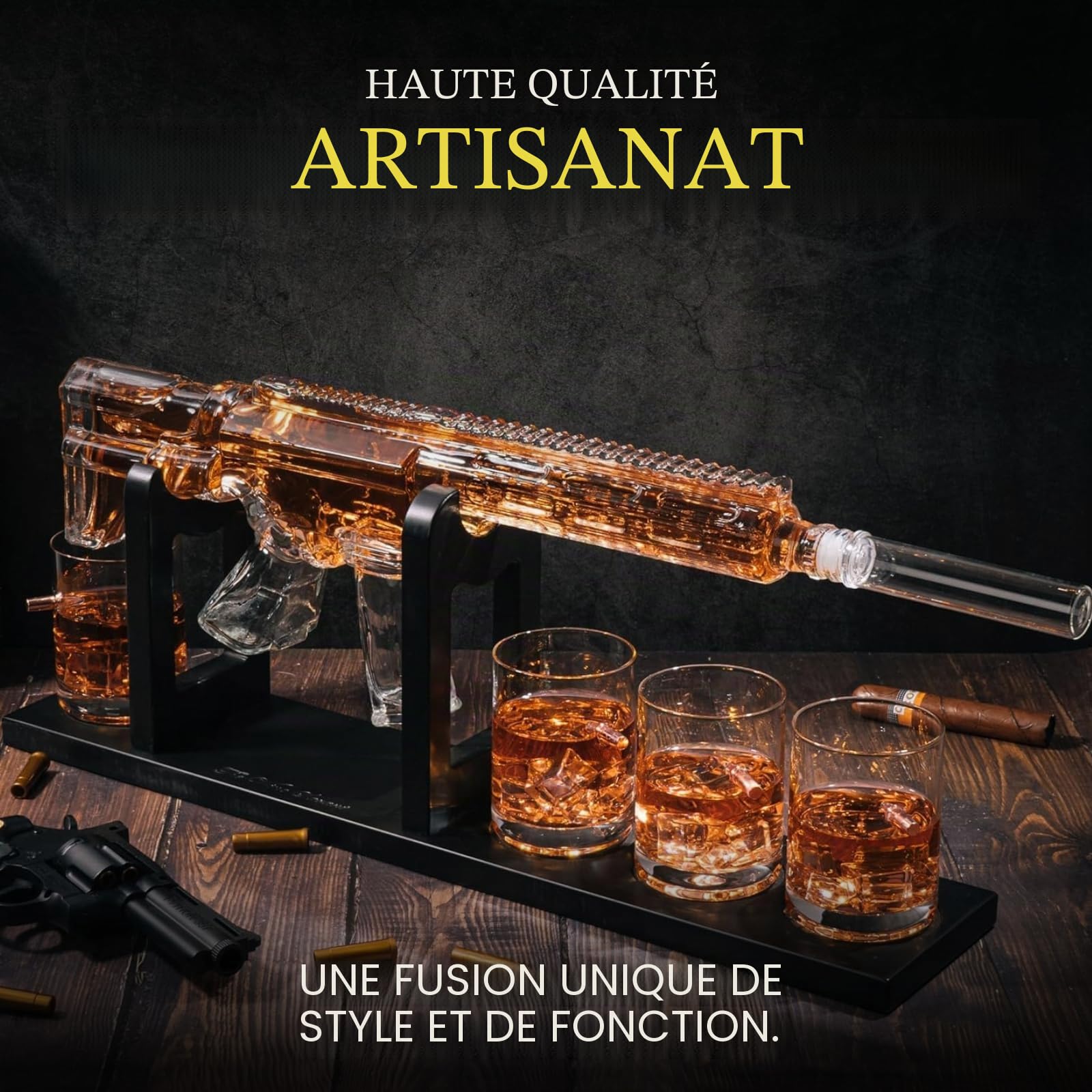 The Wine Savant Ensemble de carafe à whisky AR15 - Édition limitée, bouchon silencieux-800 ml et 4 verres à balles de 12 oz - Carafe à liqueur pour pistolet faite à la main, Tik Tok