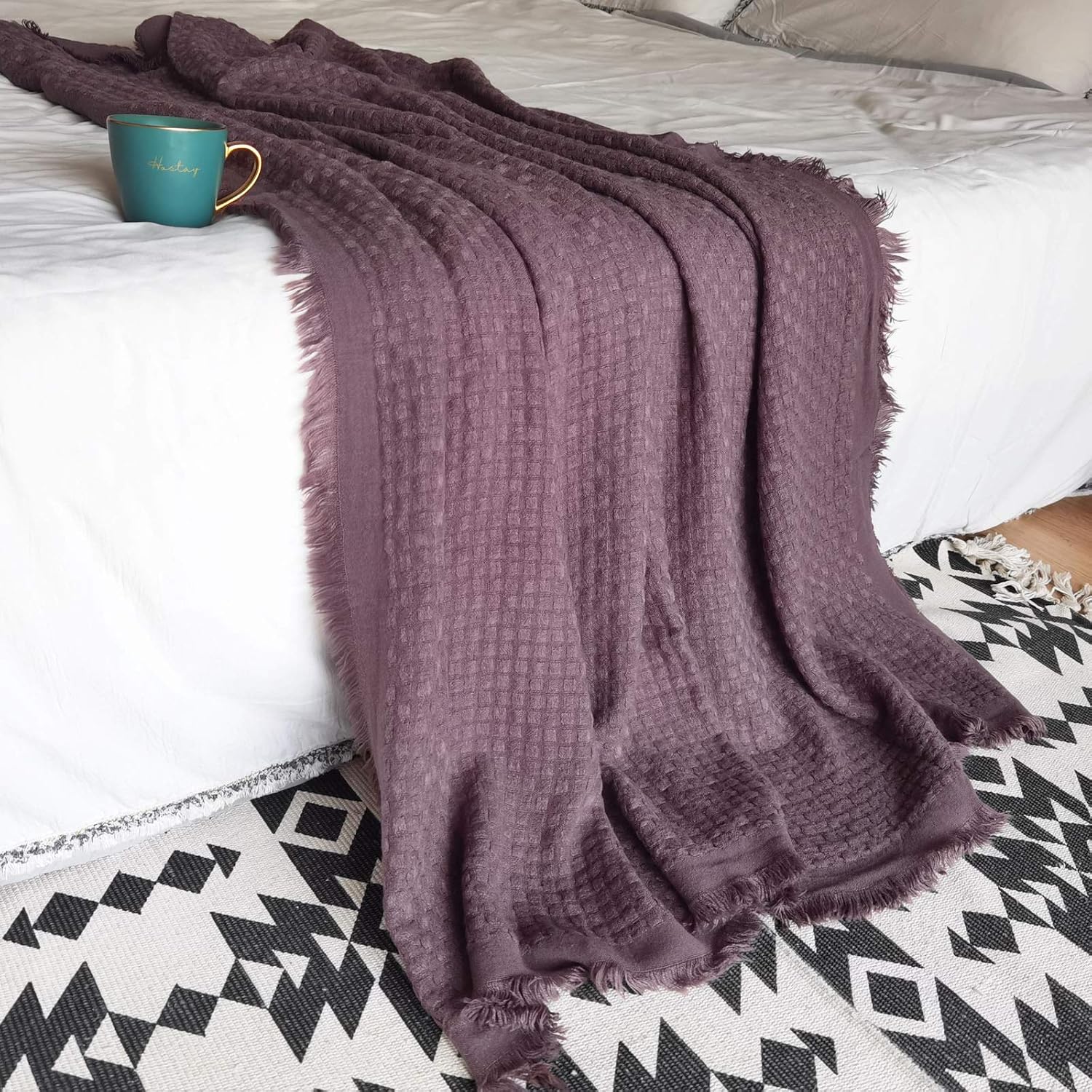 DISSA Knitted Blanket Textured Solid Super Soft Cozy Plush Lightweight Decorative Throw Blanket Fluffy Woven Blanket for Bed Sofa Couch Cover Living Bed Room (Pale Lavendar, 51"x63")