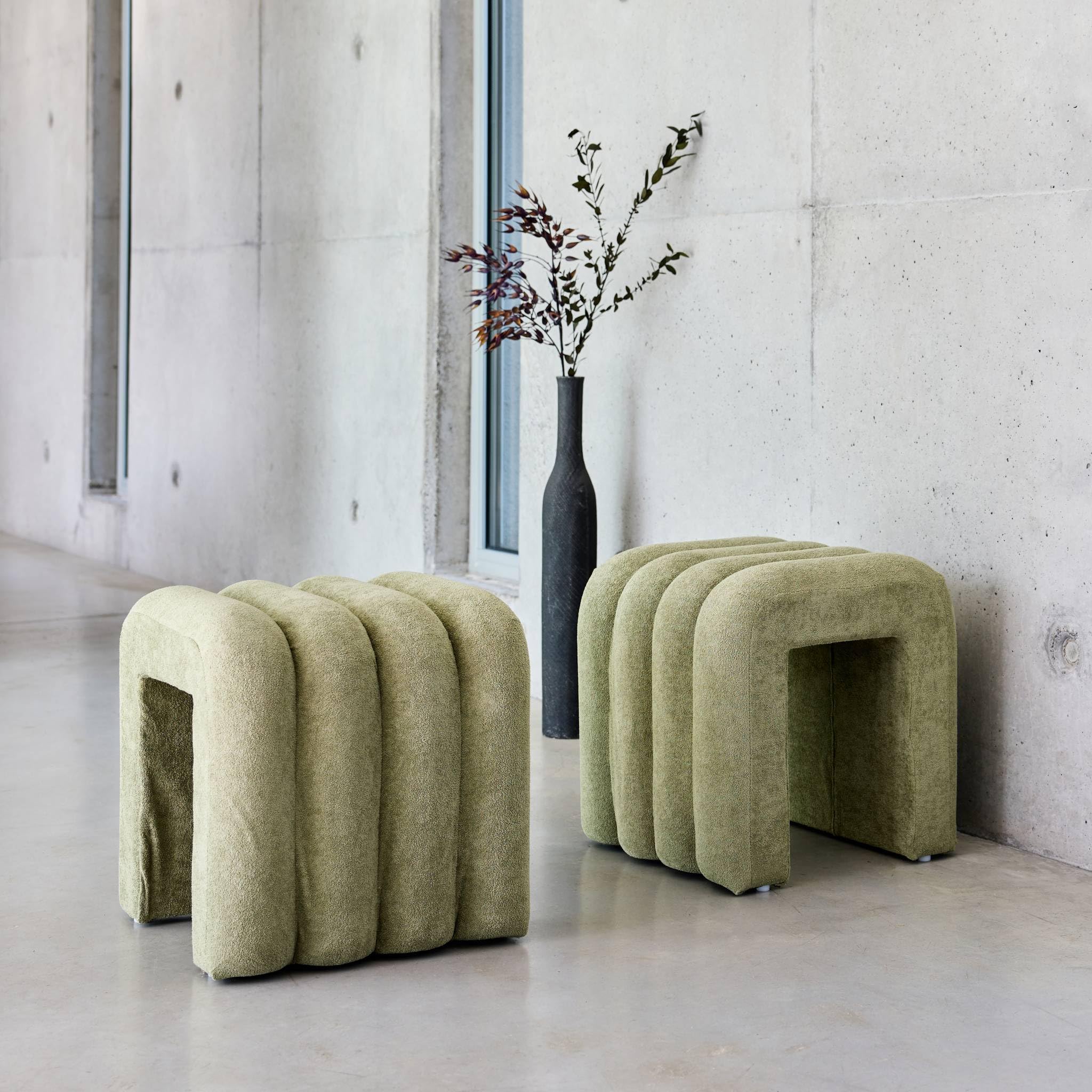 sweeek - Set de 2 poufs contemporains en Tissu vvert