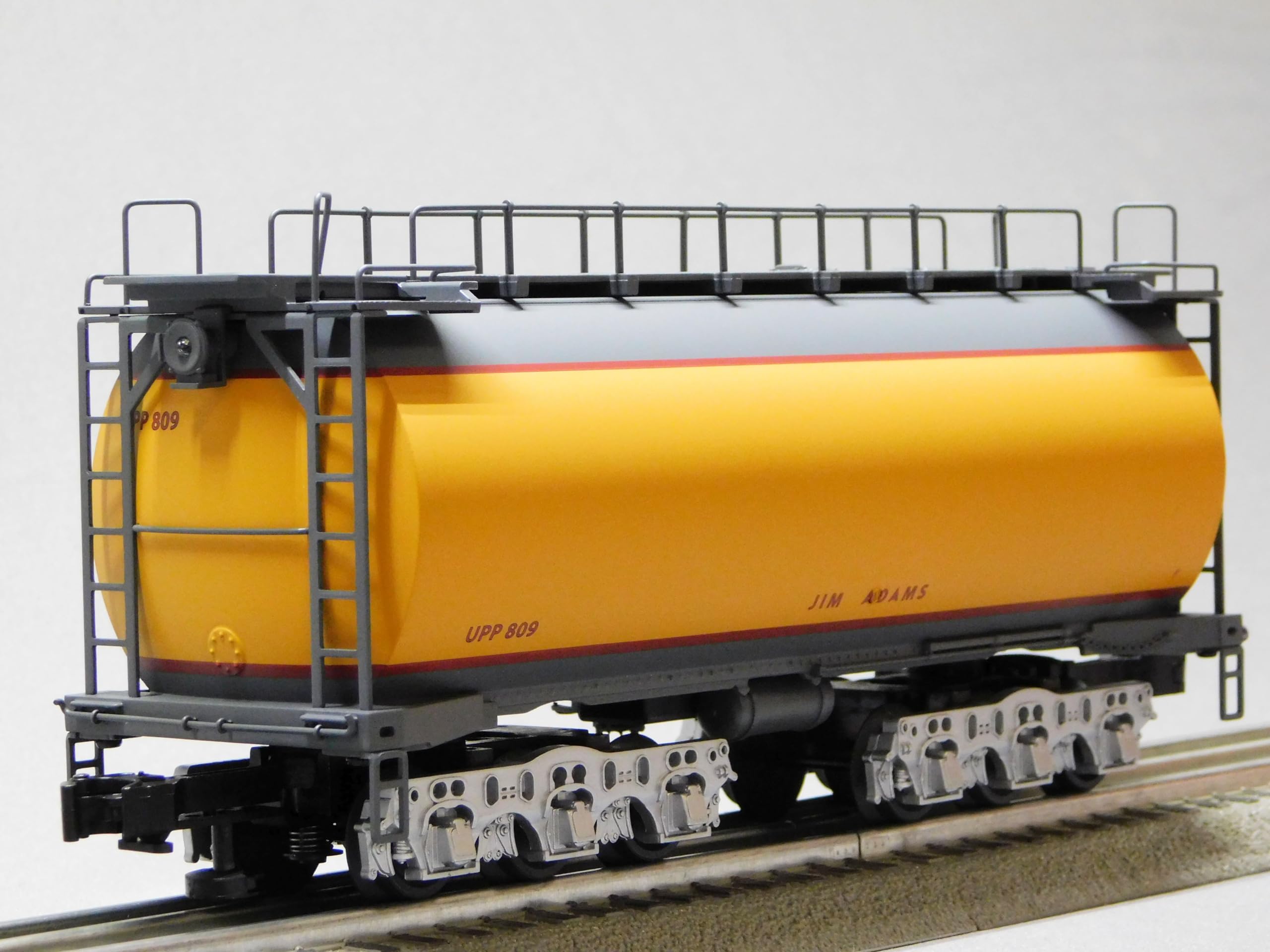 Lionel Union Pacific Auxiliary Water Tender #809 Non-Powered 2431329