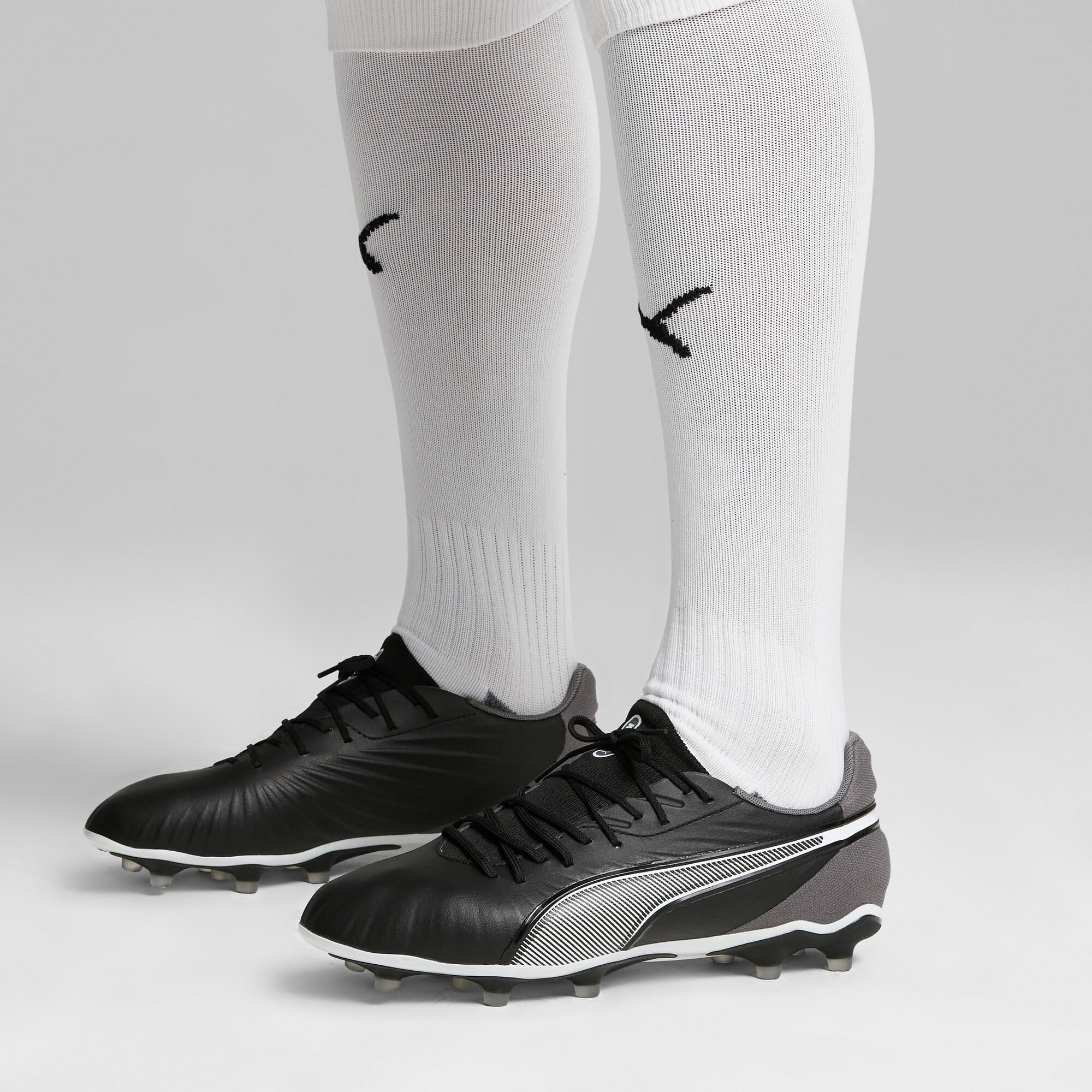PUMA Unisex King Match Fg/AgSoccer Shoe