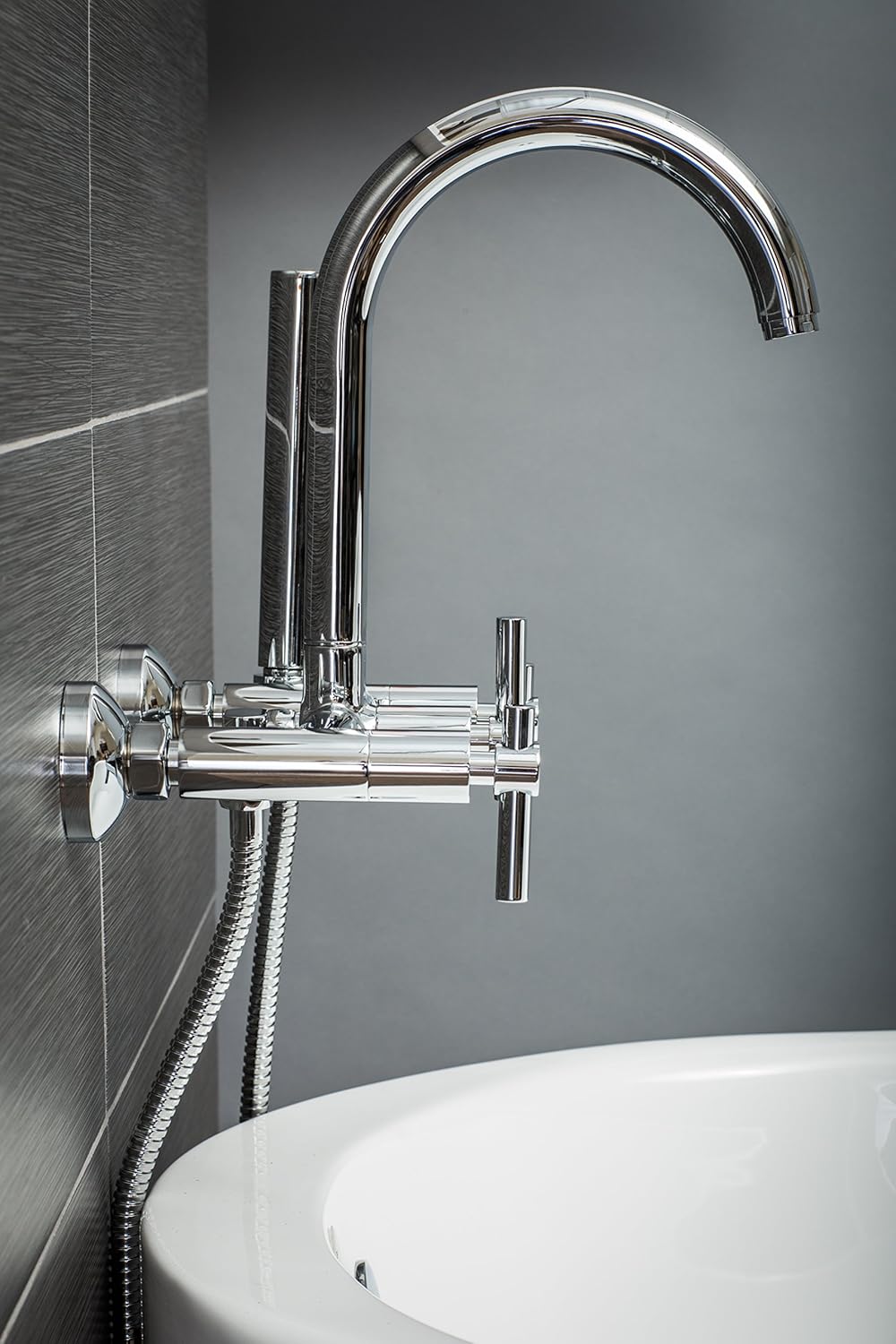Bеѕt Quаlіtу 🔥 Luxury Clawfoot Tub or Freestanding Tub Filler Faucet, Modern Design with Wand Style Hand Shower, Wall Mount Installation, Lever Handles, Polished Chrome Finish
