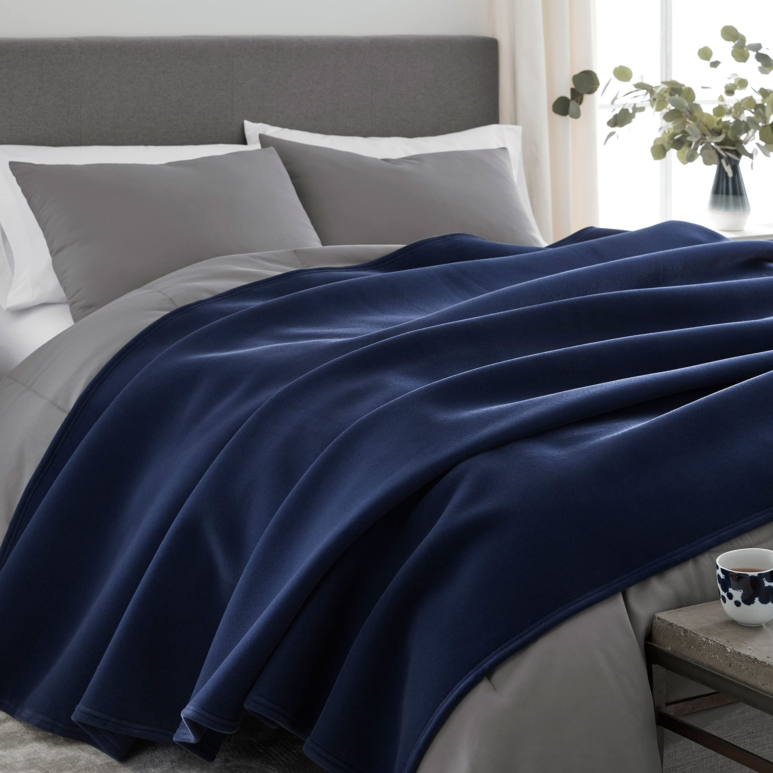 Vellux 1B07036 Original Insulating Core Hotel Style Solid blanket