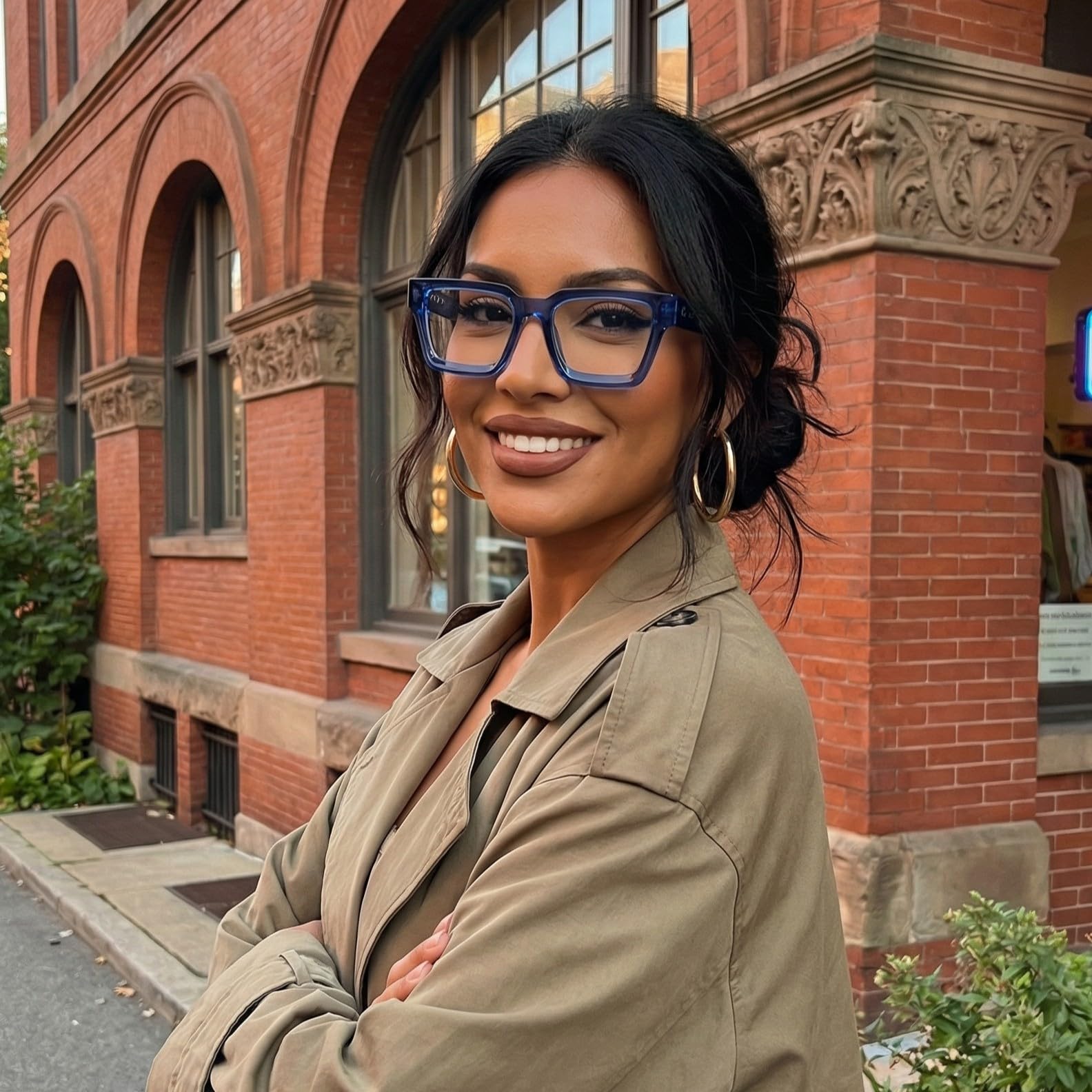 VISOONE Blaulichtblockierende Brille mit rechteckigem TR90-Rahmen und adrettem Look für Damen und Herren (River-019BLB, Schwarz)
