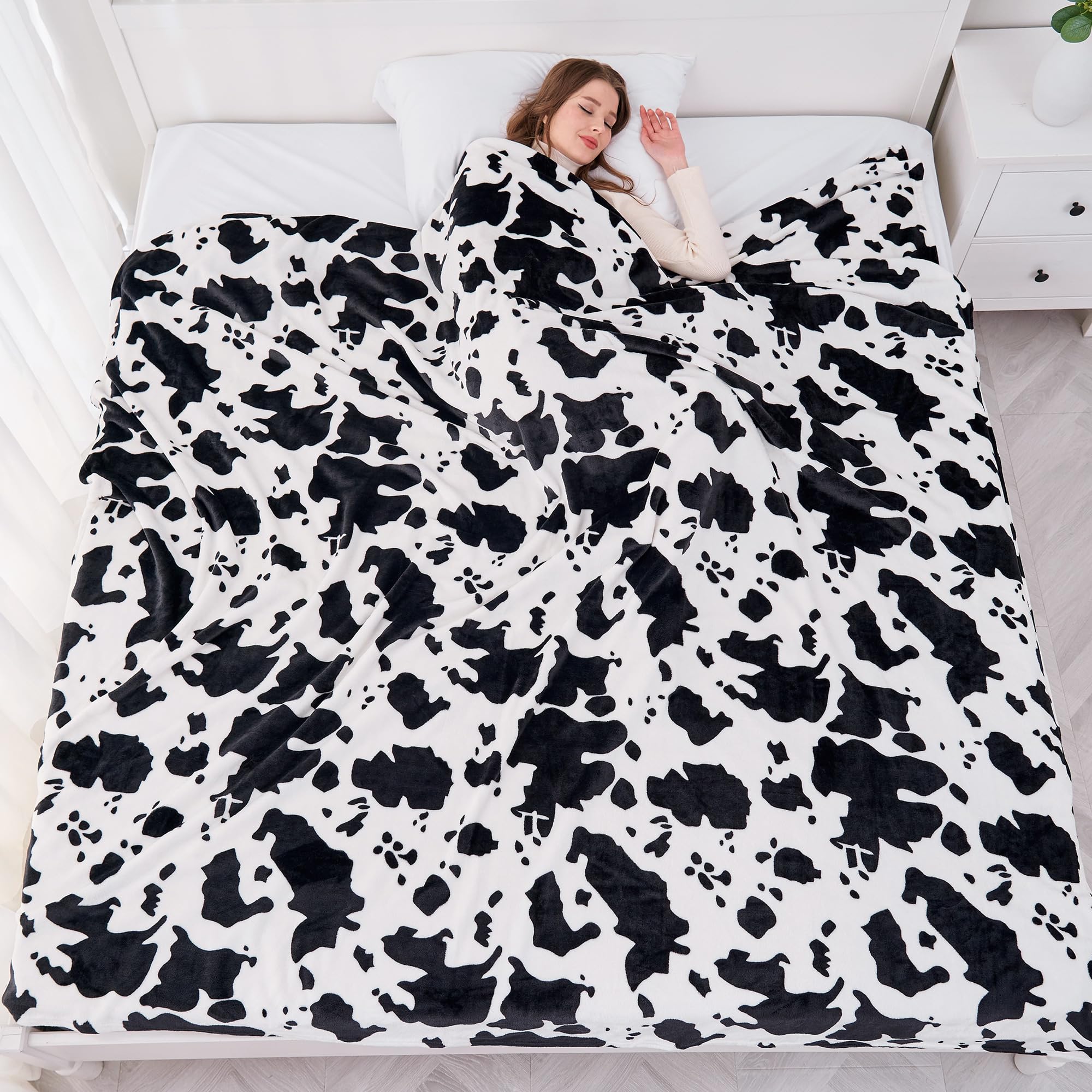 Viviland Fleece Blanket King Size Cow Print - 280GSM Lightweight Soft Fuzzy Cozy Plush King Blanket for Bed, 90x108 inchesOEKO-TEX STANDARD 100