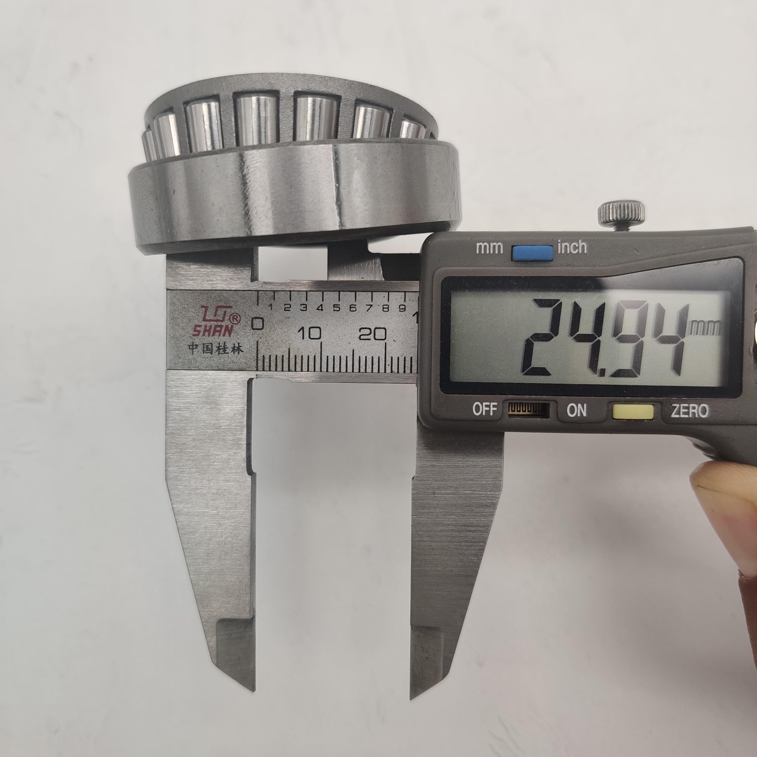 [Pièces de Moteur] Roulement à Rouleaux Coniques 30205 3CC, Ensemble cône et coupelle, Acier, alésage 25 mm, diamètre extérieur 52 mm, Largeur 16,25 mm [Facile à remplacer]