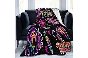 Ghostface Blanket: Sleep Tight with Your Favorite Horror Icon