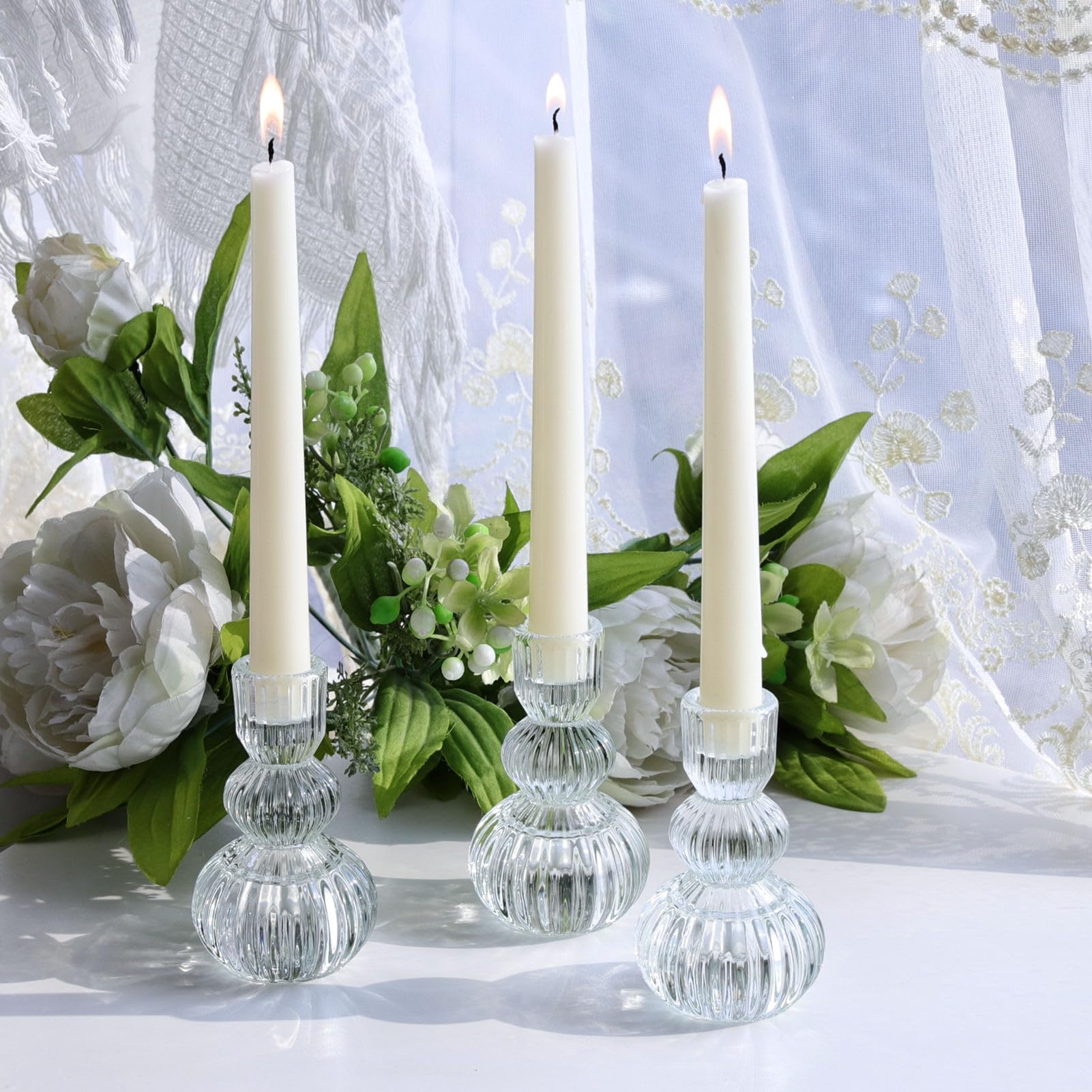 Bougeoirs coniques transparents de 11 cm pour une table de mariage élégante