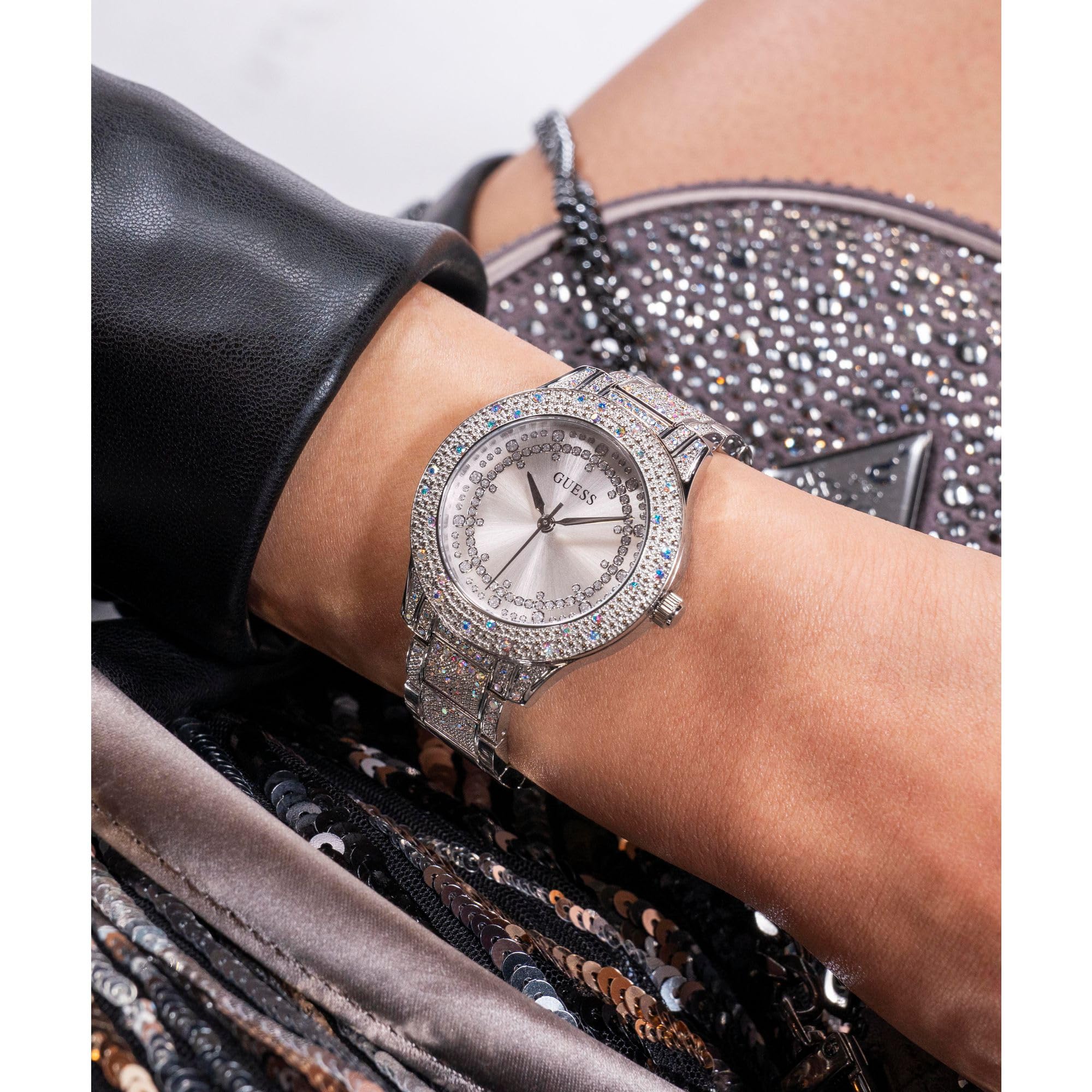Guess Damen-Uhr Shooting Star Silber 36mm mit Zirkonia & Edelstahlarmband & 1 bar Wasserschutz – GW0746L1