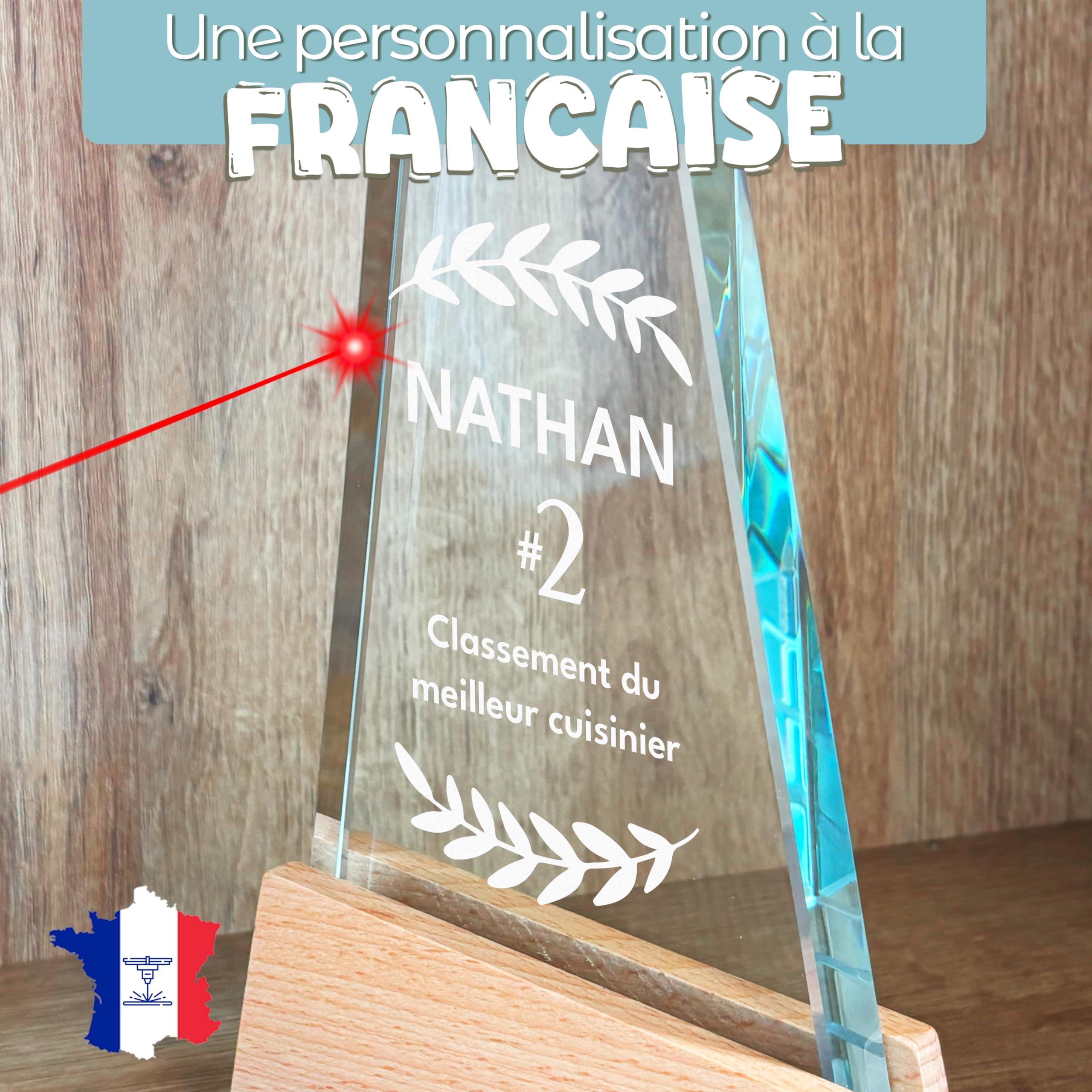 KDO MAGIC - Trophée Personnalisable Base en Bois - Coffret Cadeau Inclus - Verre gravé - Texte, prénom ou Date gravé - Retraite, Récompense, Sport