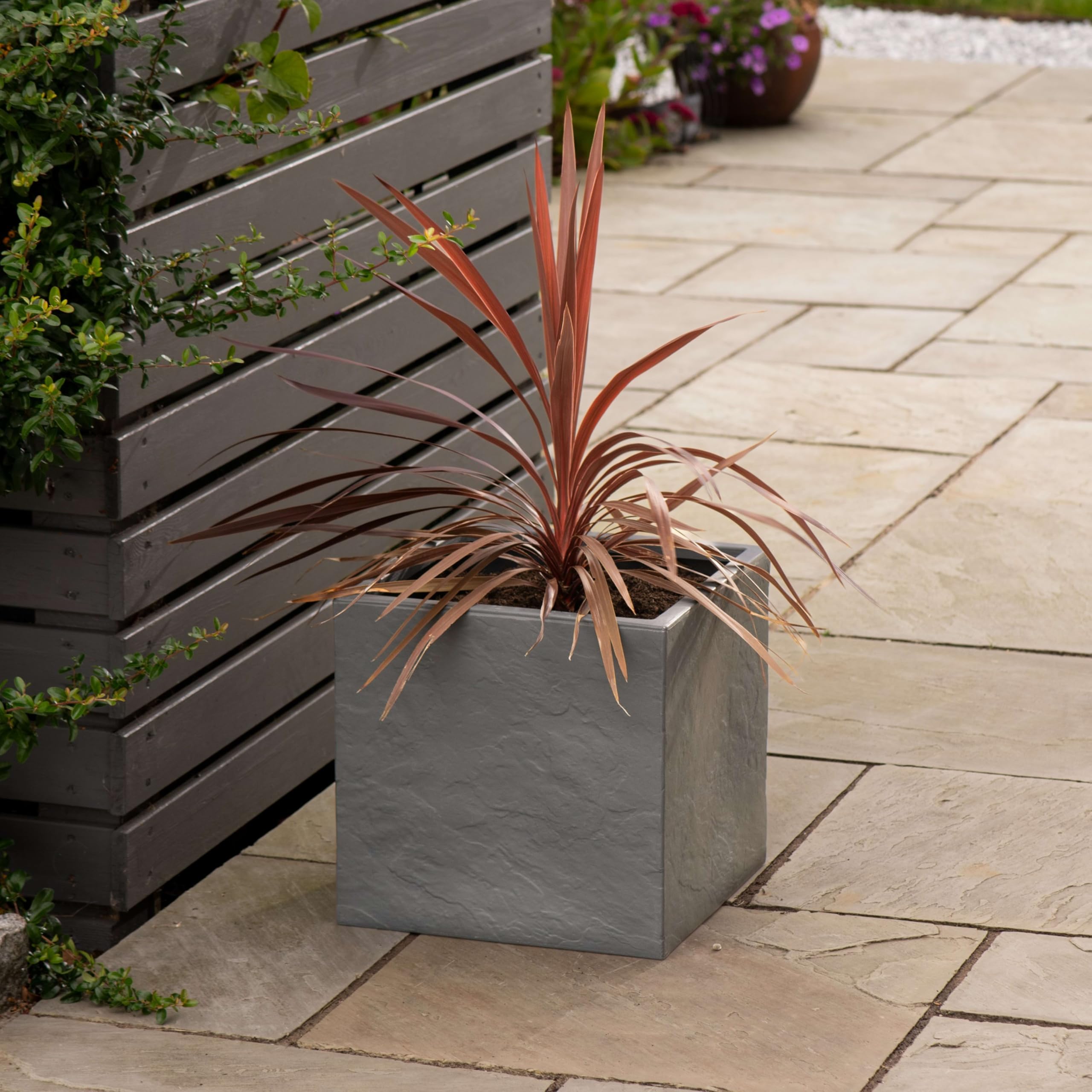 Strata Riven Planter, Plastic, Graphite, 38x38x38cm, Lightweight, Freestanding, Outdoor Use (38 cm)