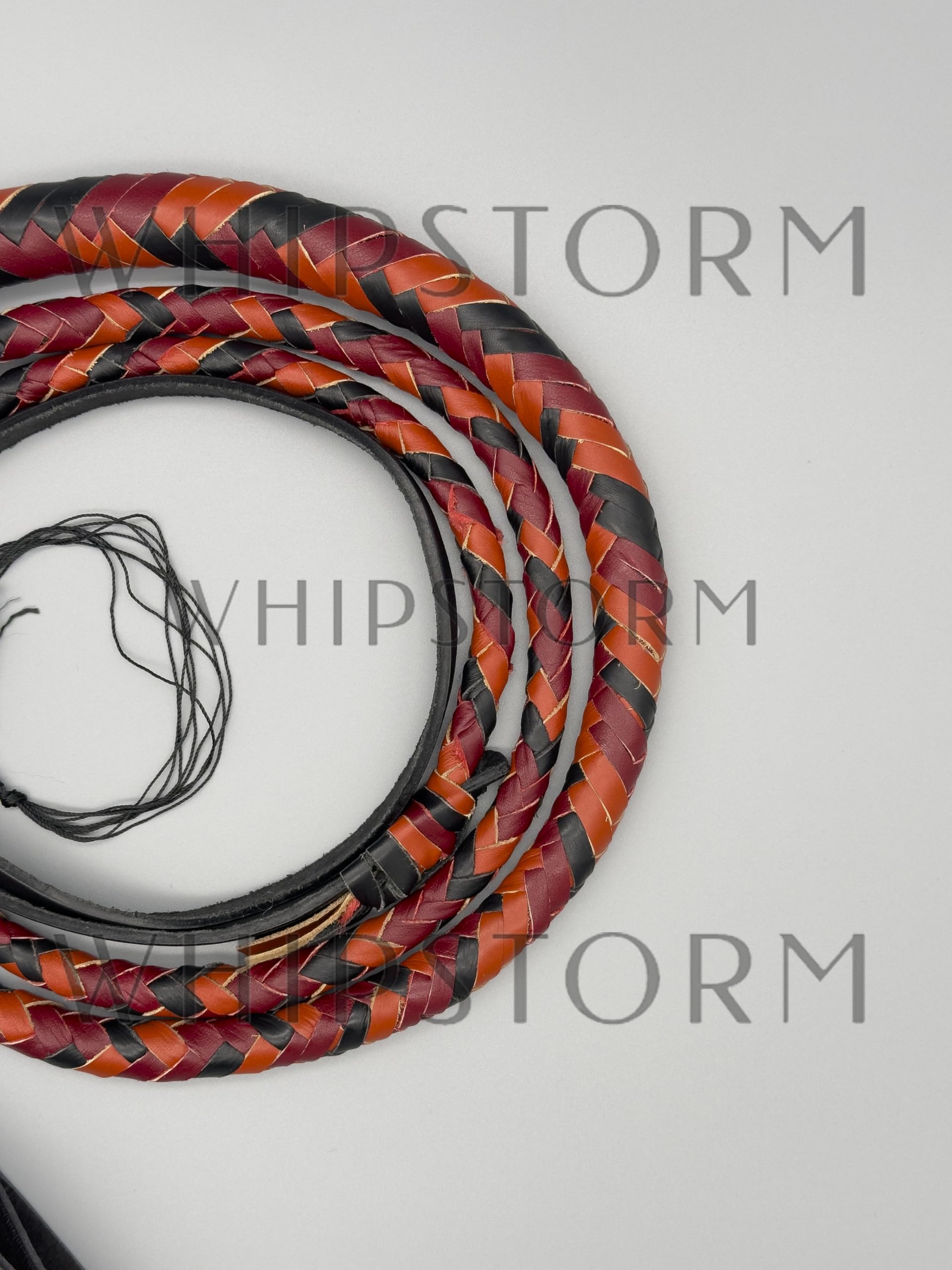 Generisch Echte Bullenlederpeitsche Bullwhip Mehrfarbig in 3FT bis 8FT, handgemacht mit 12 Stränge (4FT ~ 122cm)