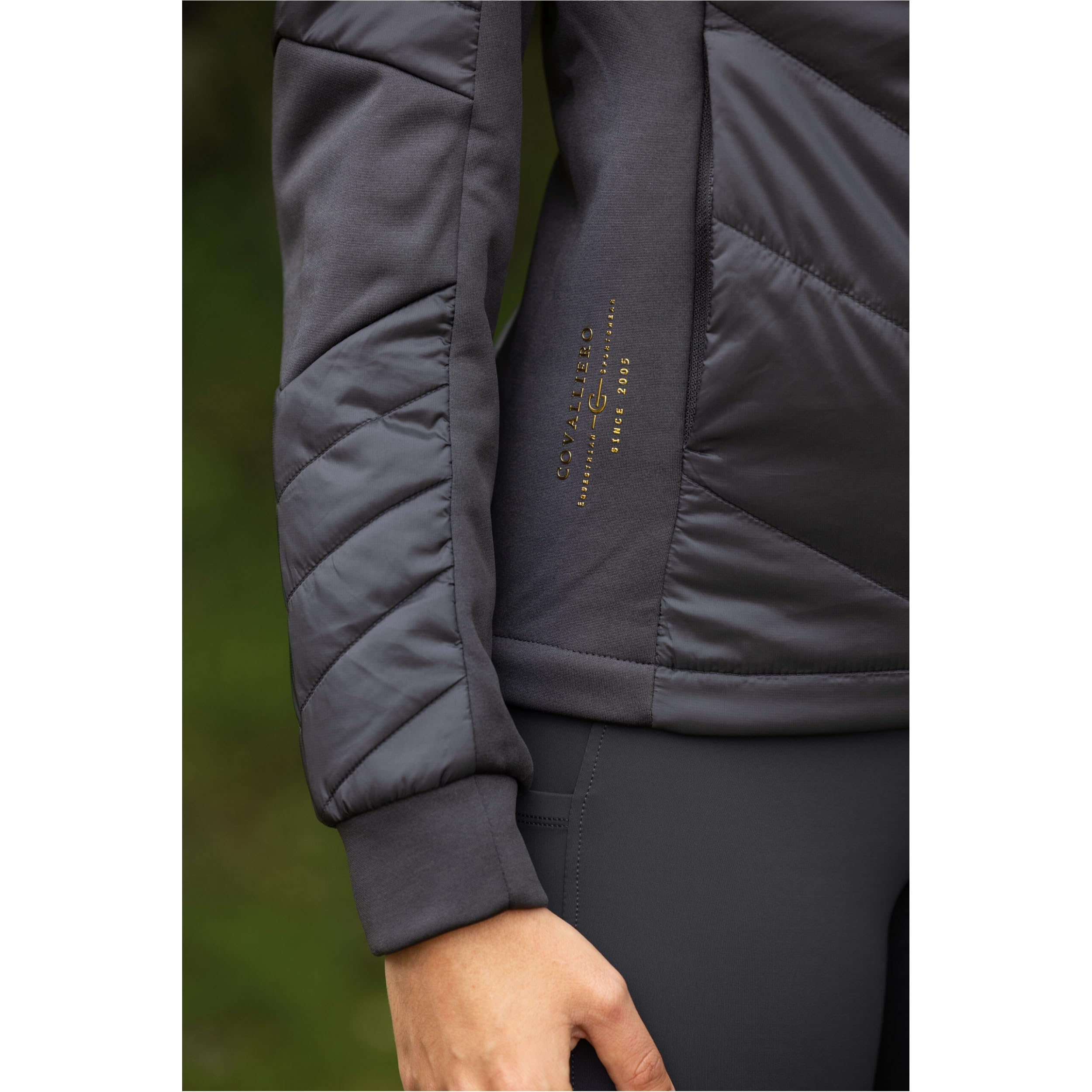 Covalliero - Damen Combijacke Anniversary – Übergangsjacke mit Kragen – Steppjacke mit 2-Wege-Reißverschluss & 2 Einschubtaschen – leichte & atmungsaktive Reitjacke in Graphite – XS-XL