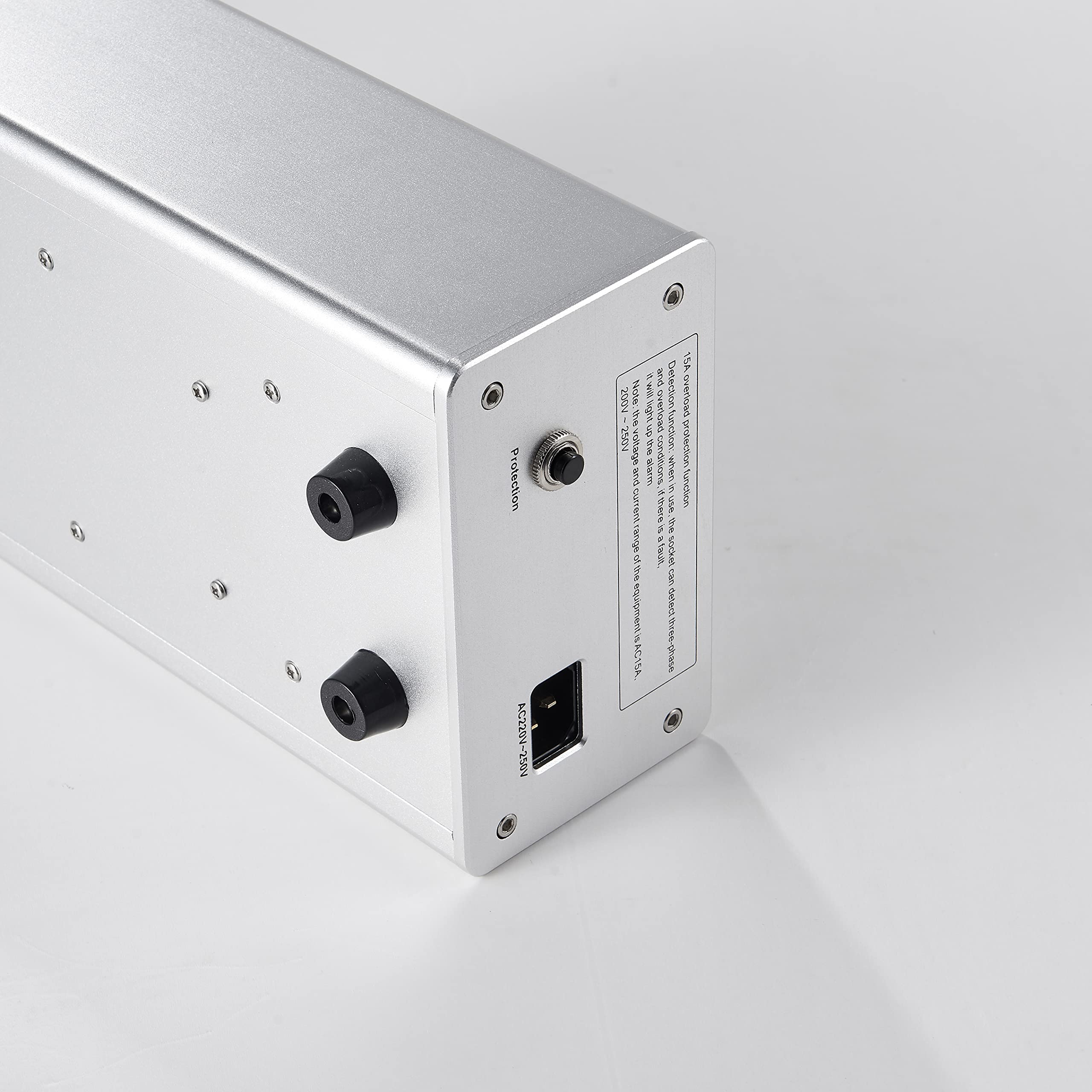 HiFi Presa con filtro di rete con grande display LED, G30, argento