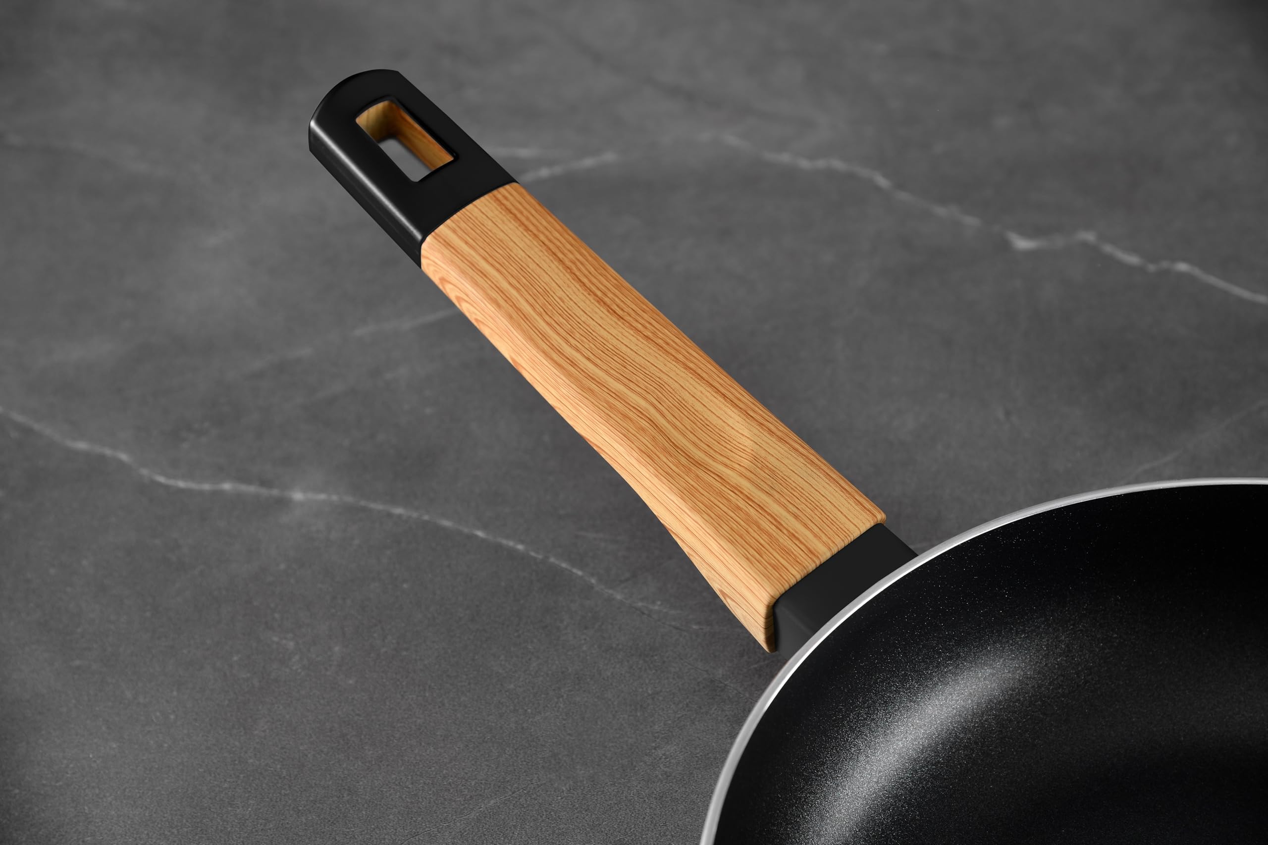 BERGNER Batteria di pentole 5pz in alluminio per induzione linea Earth Black - Testata e approvata da Gianfranco Vissani