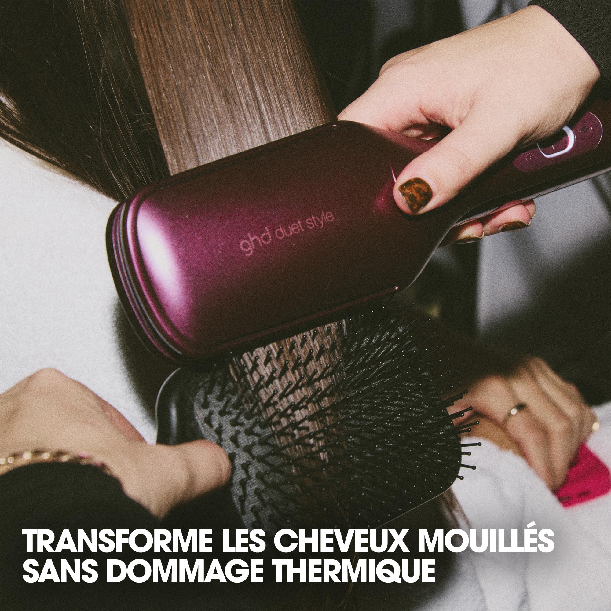 ghd - Coffret Lisseur séchant 2-en-1 ghd Duet Style (Bordeaux) - Huile lissante, Brosse et vanity inclus - Sèche et lisse en simultané sans dommage ni frisottis - S'utilise sur cheveux mouillés/secs
