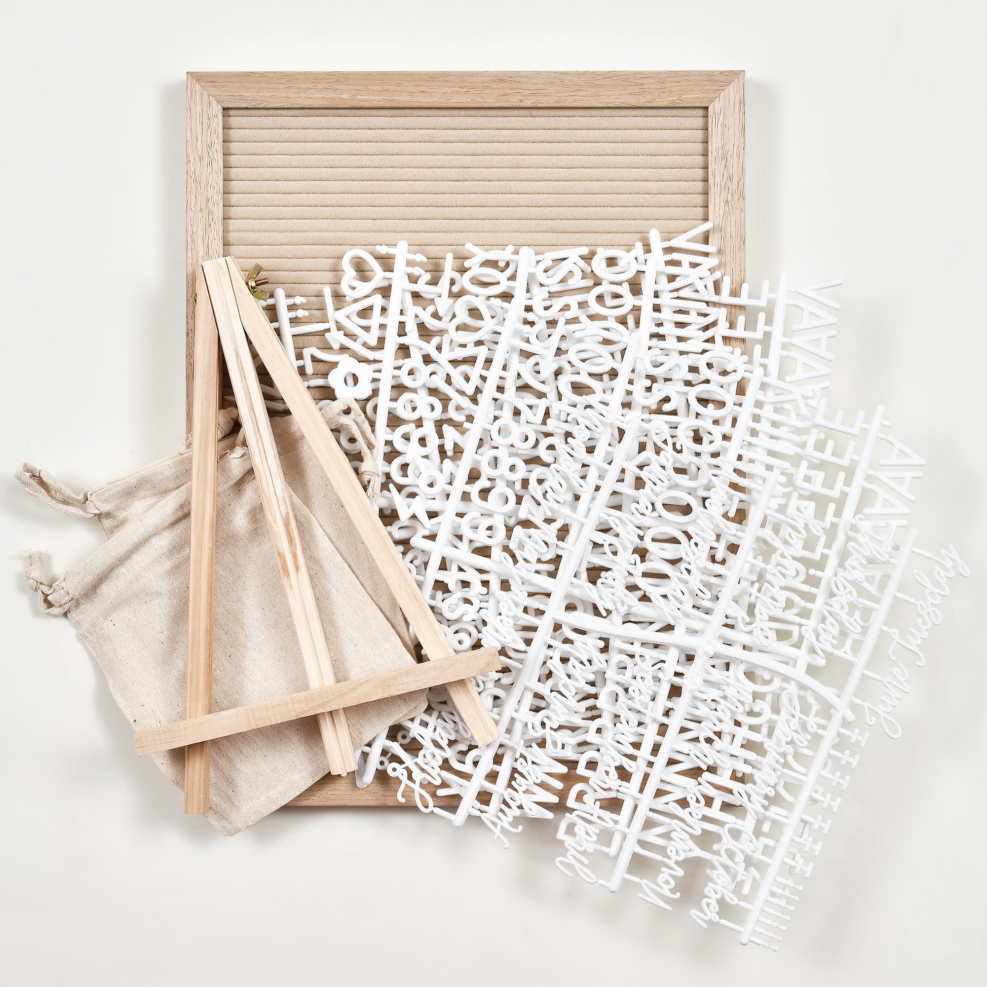 Filz-Buchstabenbrett mit 402 Buchstaben, Zahlen und Symbolen, 30,5 x 40,6 cm, großes austauschbares Nachrichtenbrett mit Holzrahmen, Wandhalterung, 2 Leinentaschen, Holzständer (Beige)