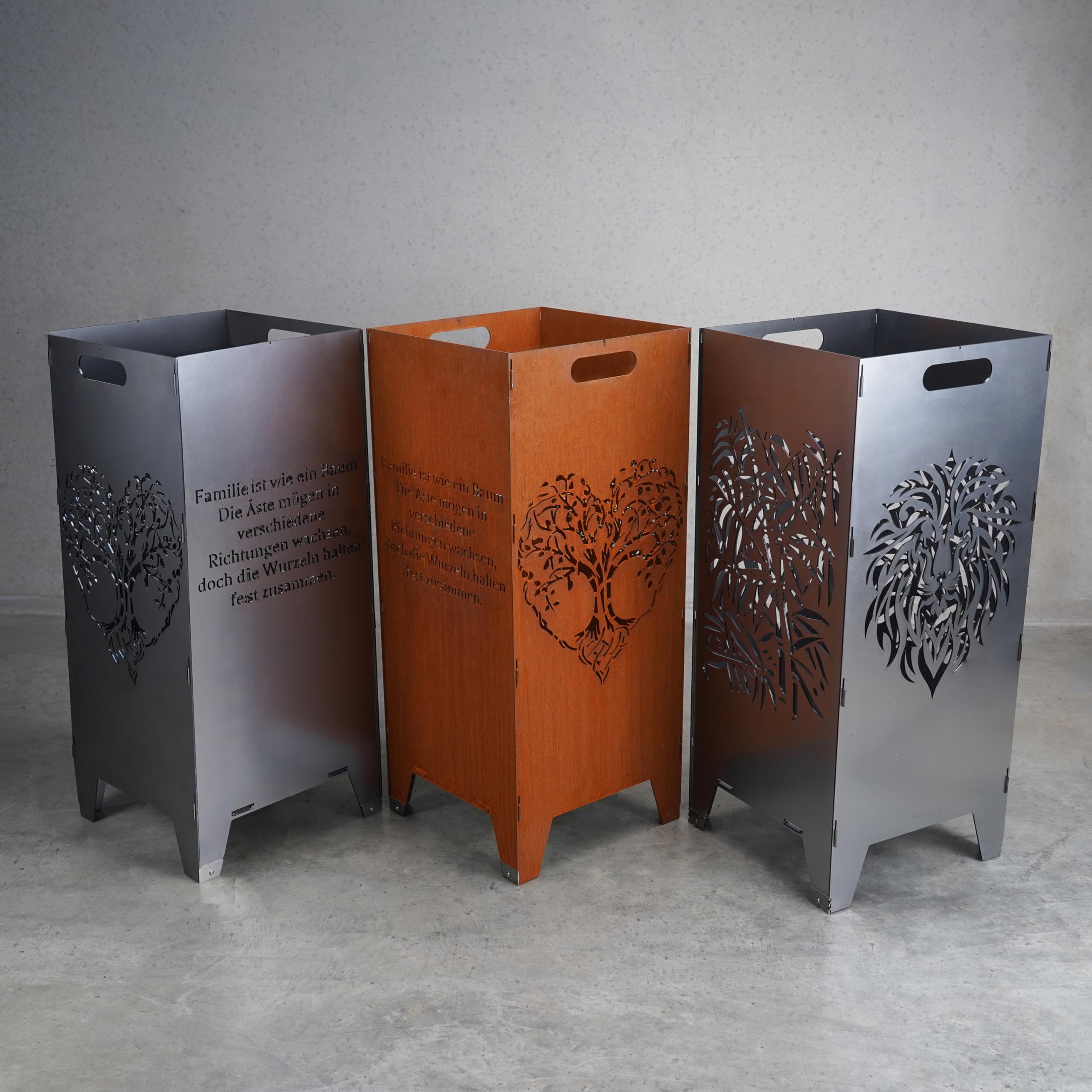 Grillrost.com Das Original Steckbare Feuertonne Löwe aus Stahl mit Edelstahlfüßen - Neugedachte Feuersäule inkl. Auflage-Adaptern für Feuerplatten