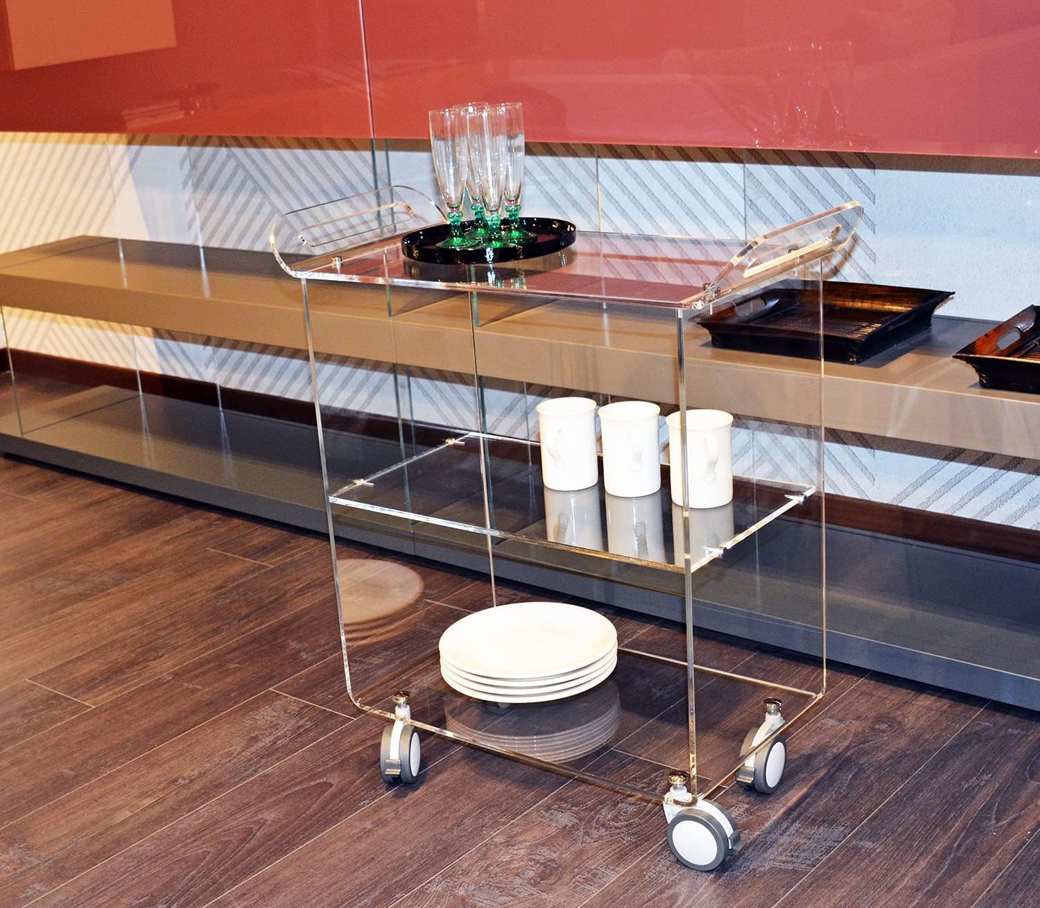 Slato Newman ⎪ Carrello con ruote da Soggiorno, Cucina, Portavivande, Vetrinetta Mobile di design a tre ripiani in cristallo acrilico Made in Italy, cm. L.71 x P.33 x H79