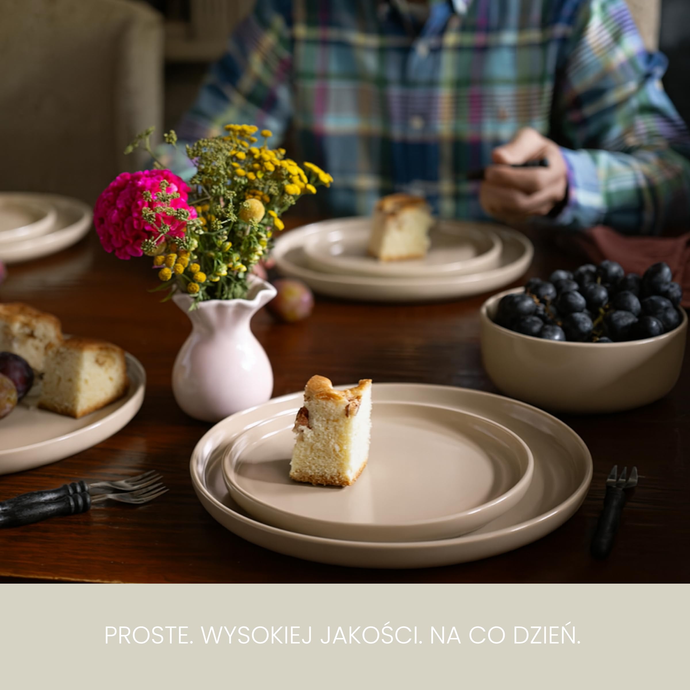 Zestaw naczyń z gresu porcelanowego dla 6 osób, 18 części — wytrzymalszy i odporny na zarysowania niż zestaw talerzy i misek z terakotą, beżowy połysk | Zestaw stołowy składający się z 6 talerzy
