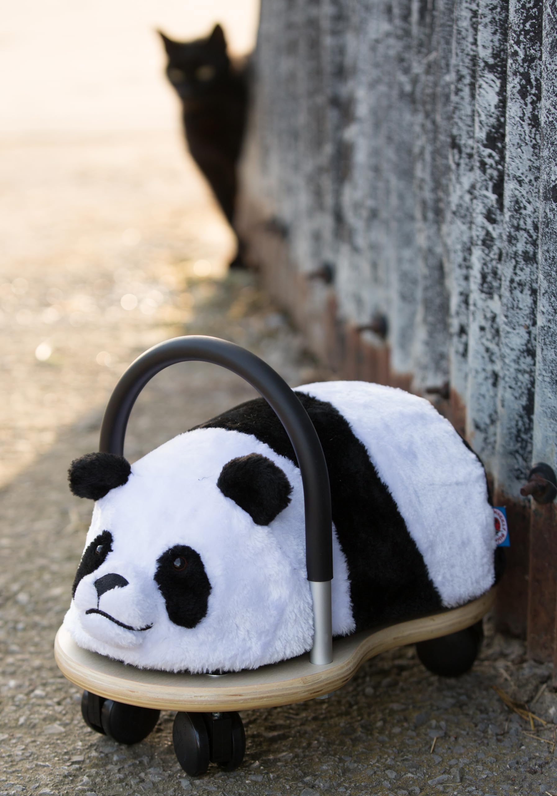 Wheelybug Drewniane zwierzątko do jazdy z wymienną pluszową osłoną, certyfikowana zabawka rozwojowa z certyfikatem bezpieczeństwa, mała (1-3 lata), pluszowa panda