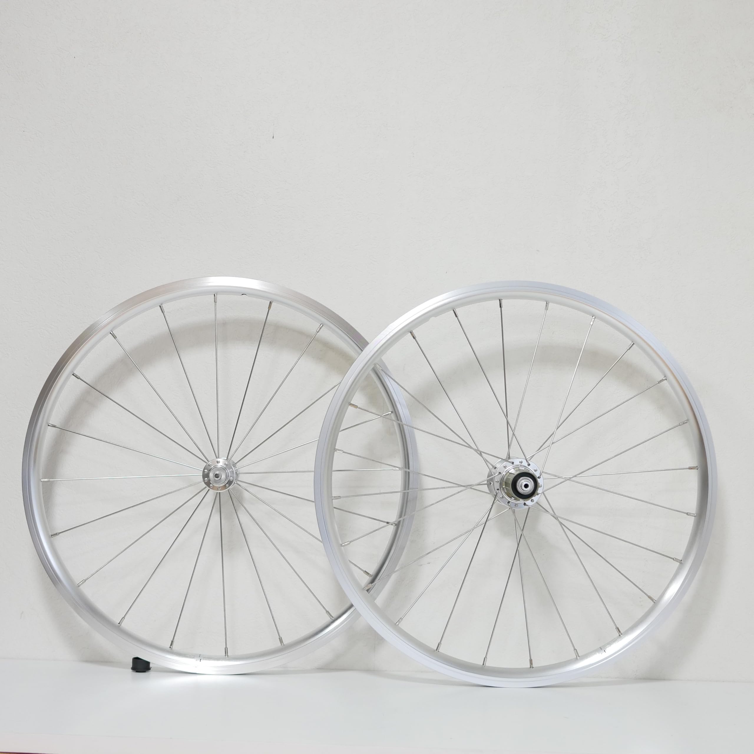 ダホン　軽量1310グラム　20インチ　451 ホイールセット F74/R130 Amazon | COSPAII(コスパイイ) ダホン DAHON 用 20インチ 451