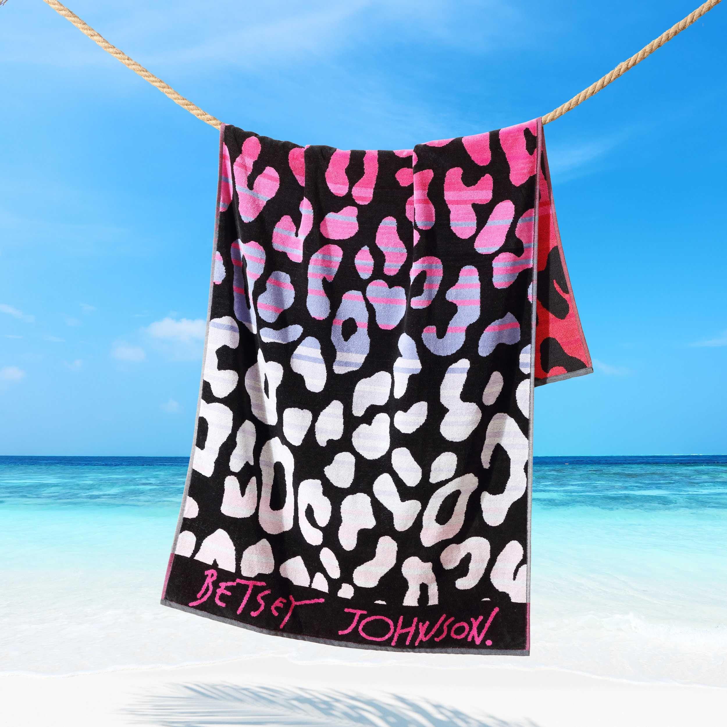 Amazon.com: Betsey Johnson - Beach Towel, Absorbent Printed Beach