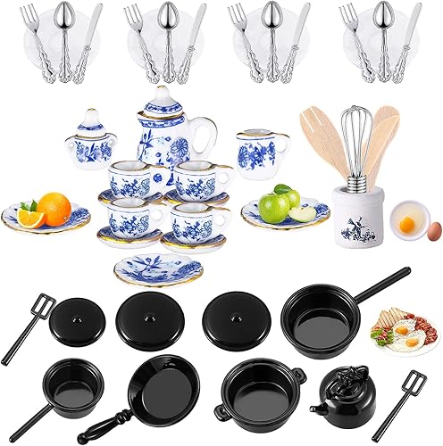 Zhanmai Juego de 47 tazas de té de porcelana en miniatura, ollas y sartenes de metal incluyen 16 mini platos de muñeca, cuchillo tenedor, cuchara de
