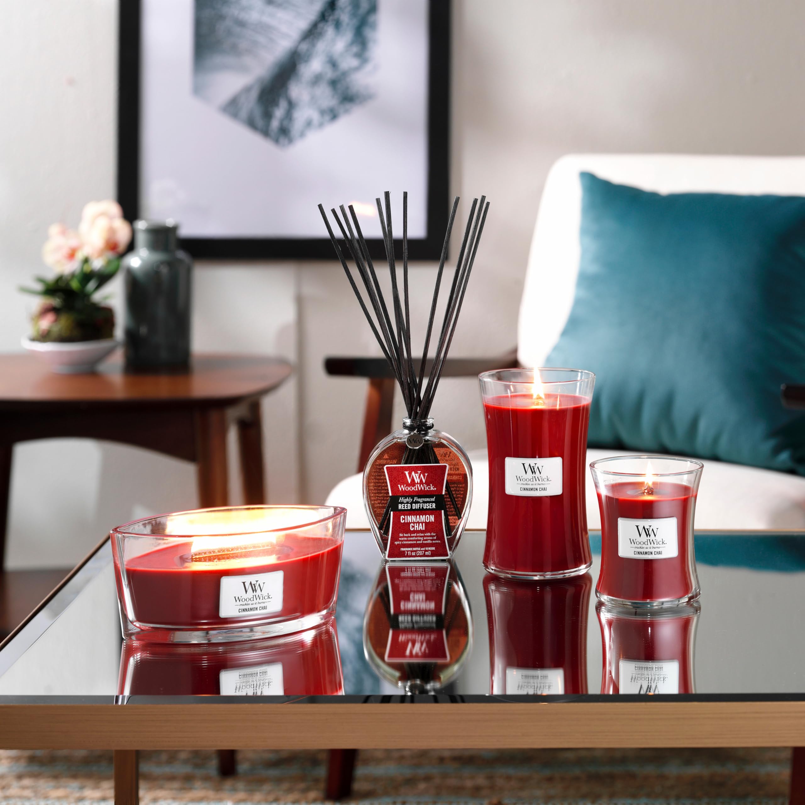 WoodWick Bougie parfumée grand format sablier | Cannelle Chaï | avec mèche crépitante | Durée de combustion : jusqu’à 130 heures