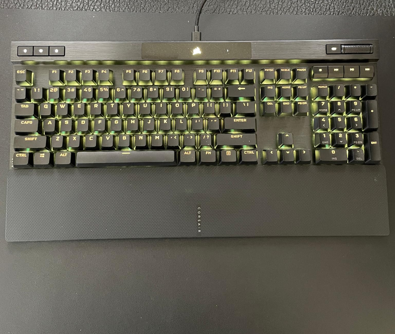 A little noisy, but overall a really nice keyboard