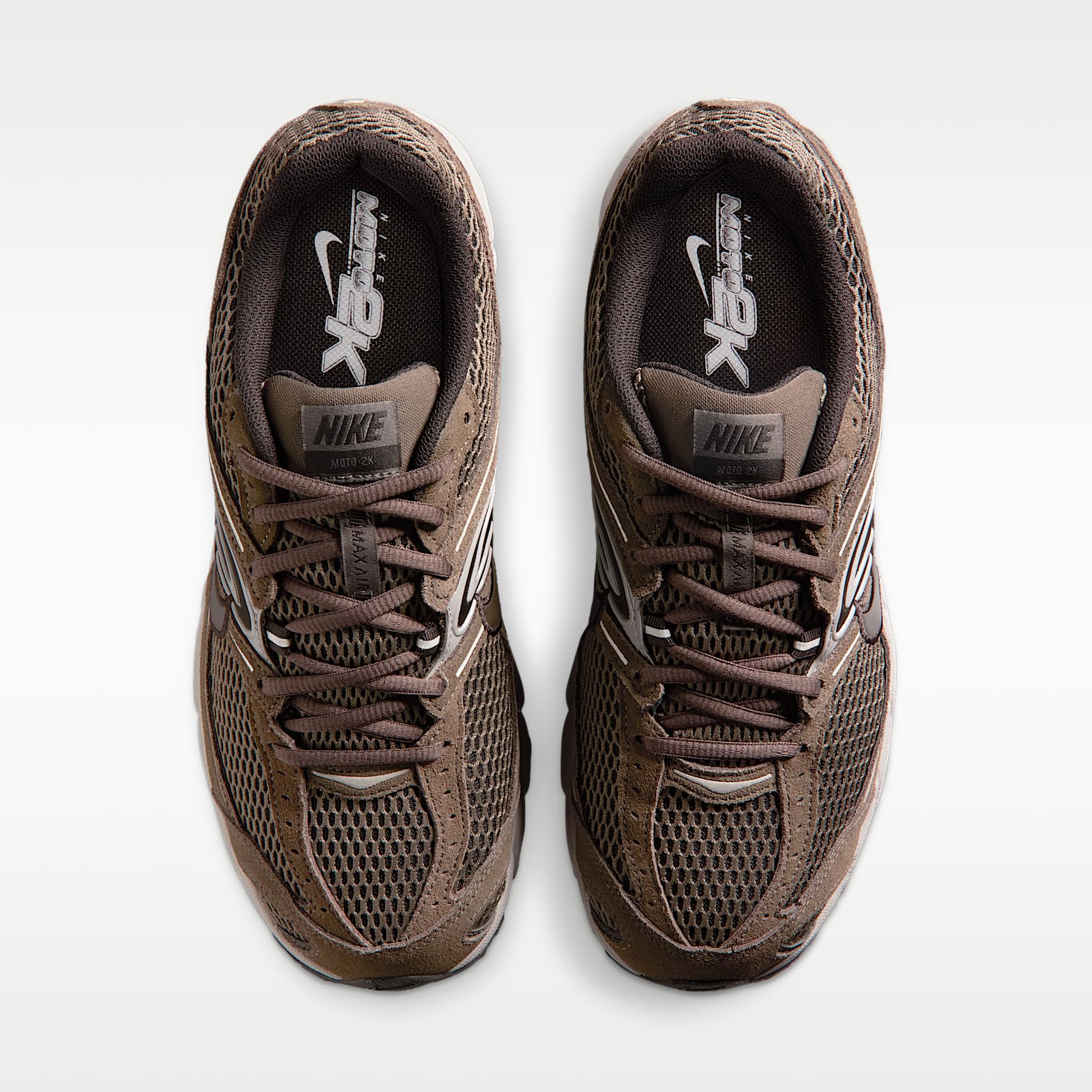 Nike Air Max Moto 2K - Zapatos para hombre (Ironstone/College Grey/Velvet Brown/Ironstone)