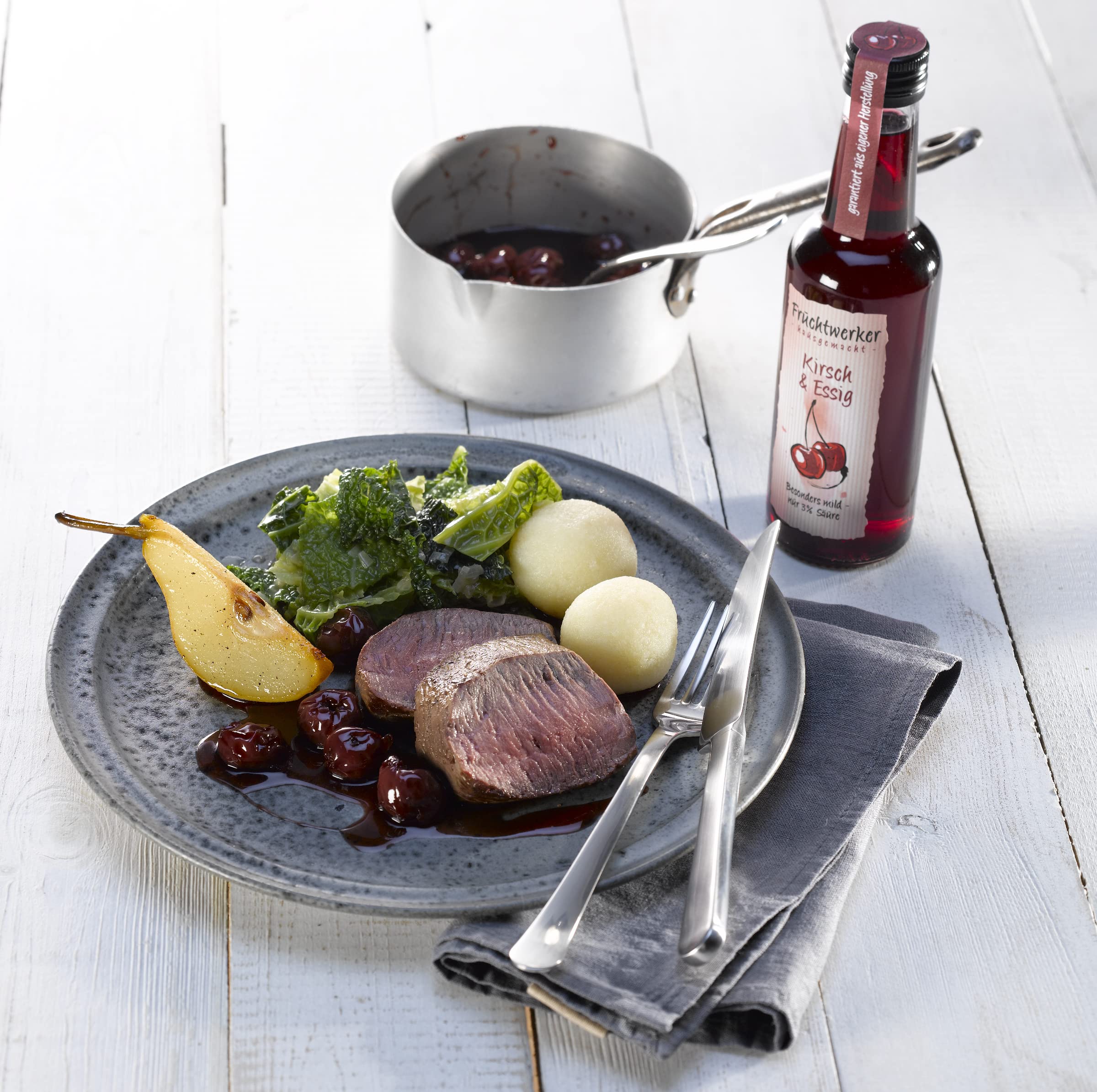 Fruchtwerker Set vinaigre et fruits I Différentes variétés I Fruité I Vinaigre de fruits I Set vinaigre I Pur végétal I Sucré I Dans des bouteilles en verre (cerise + orange + mûre)