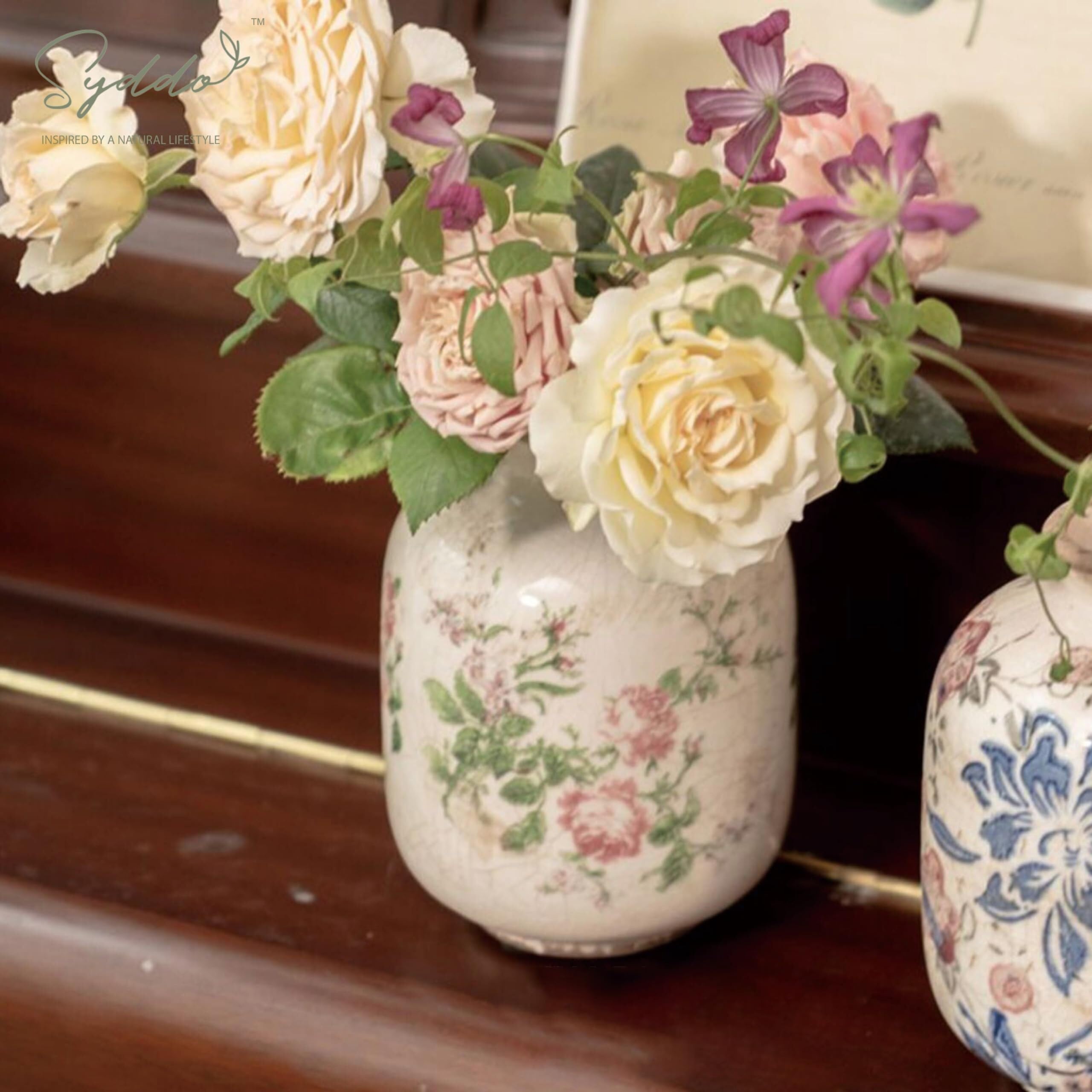 Vasi da fiori Vaso in ceramica bianca, piccolo disegno floreale in porcellana stile country francese dipinto a mano Accessori per il soggiorno