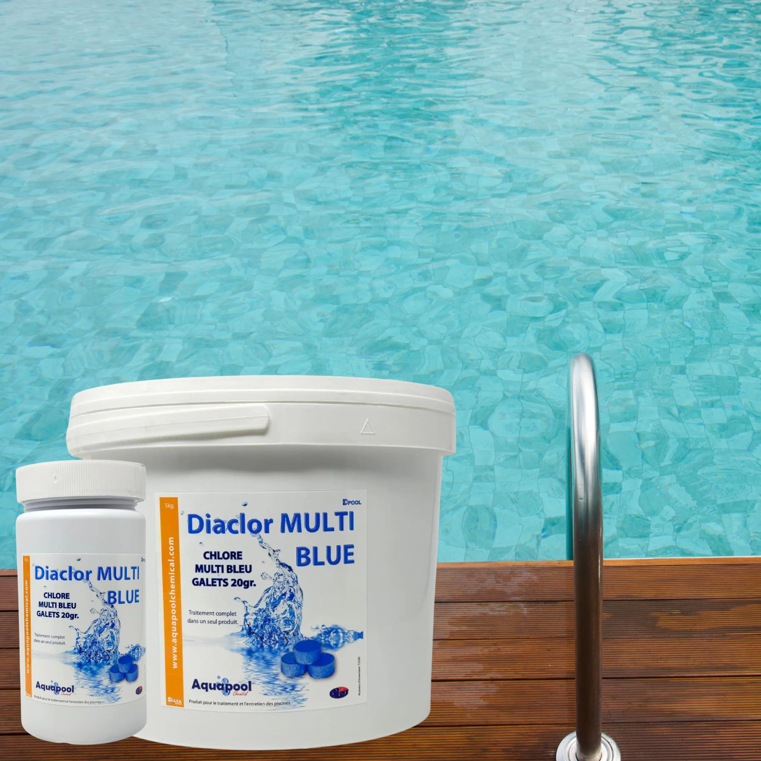 Chlore Multi Blue Pastilles de 20g Multifonctions - Traitement Tout-en-Un pour Piscine - Désinfectant, Algicide, Stabilisant, Clarifiant - Maintient l'eau Transparente et cristalline (1KG)