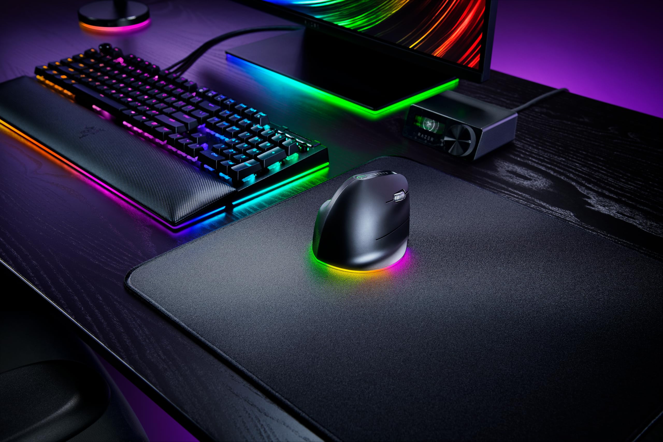 Razer Pro Click V2 Vertical - Souris Ergonomique Verticale sans Fil pour droitier - Assistance IA - Capteur Optique 30K - Windows & Mac (jusqu'à 6 Mois d'autonomie, Chroma RGB, 9 Boutons) Noir