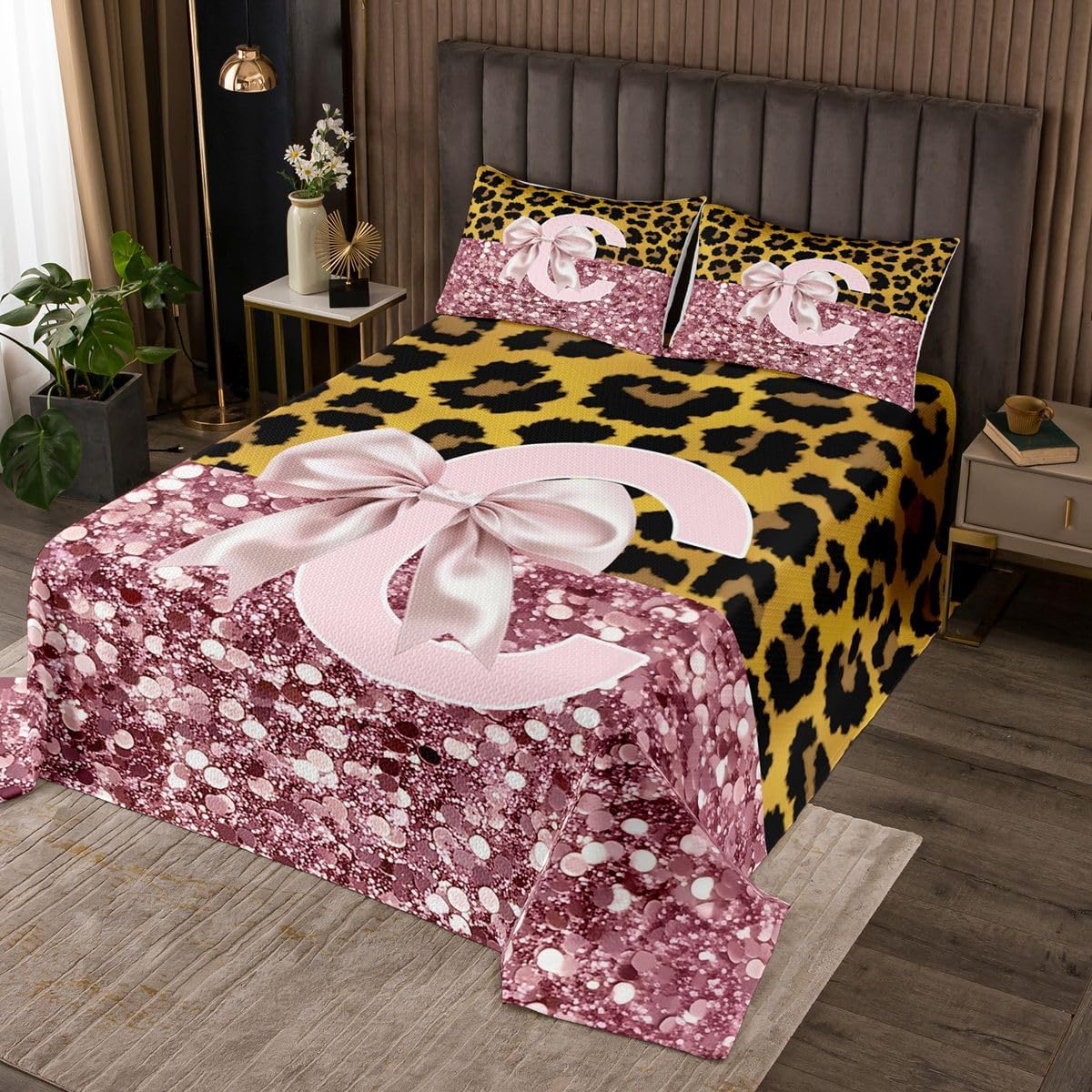 jejeloiu Initial Letter Z Bedspread Queen Size Pink Glitter Bow Coverlet Set Leopard Bowknot Quilted Coverlet for All Season with 2 Pillowcases Lightweight