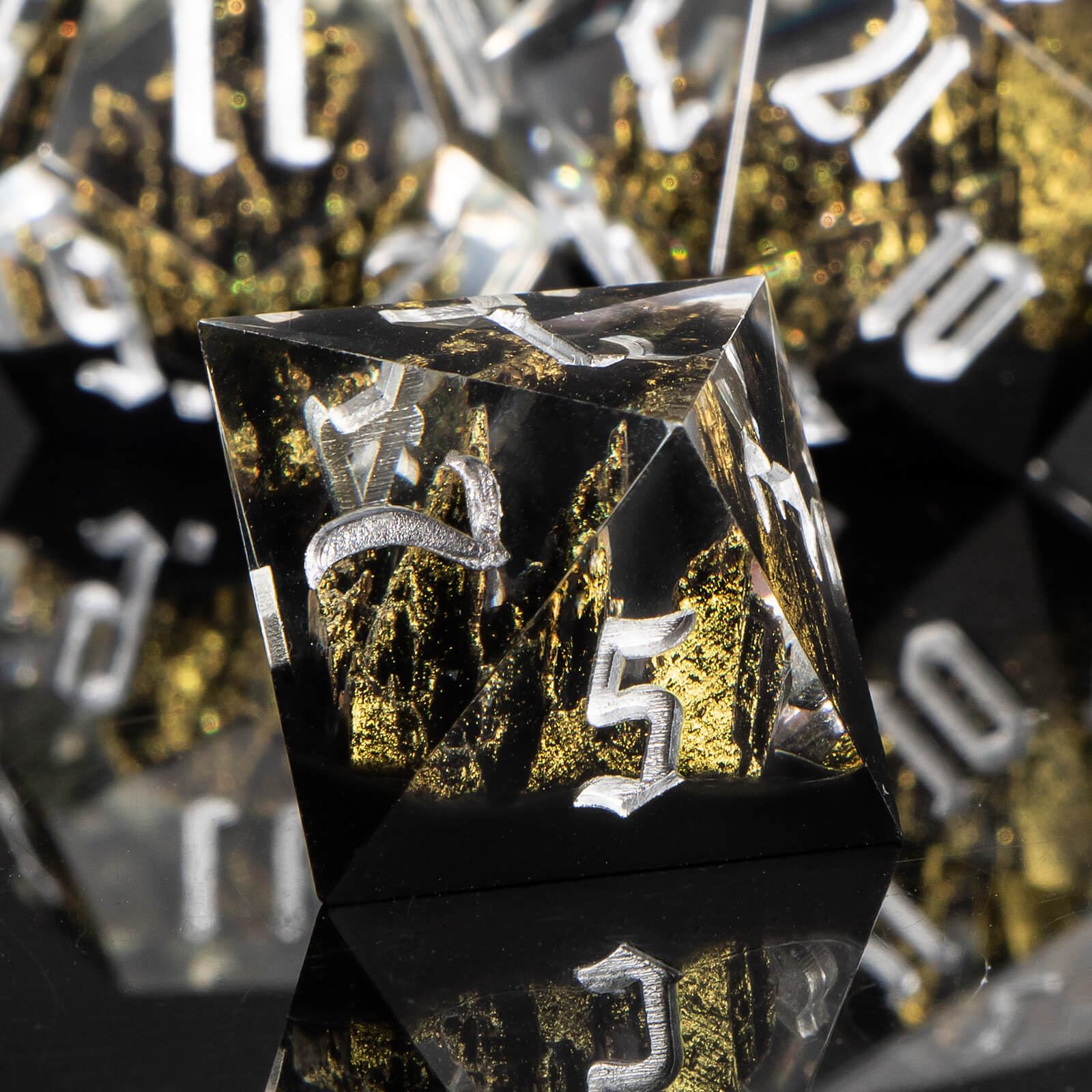 KERWELLSI Resin Nature Mountain Forest DND Dice Set D&D with Gift Box, 7Pcs Custom Sharp Edge Dungeons and Dragons Dice - Image 2