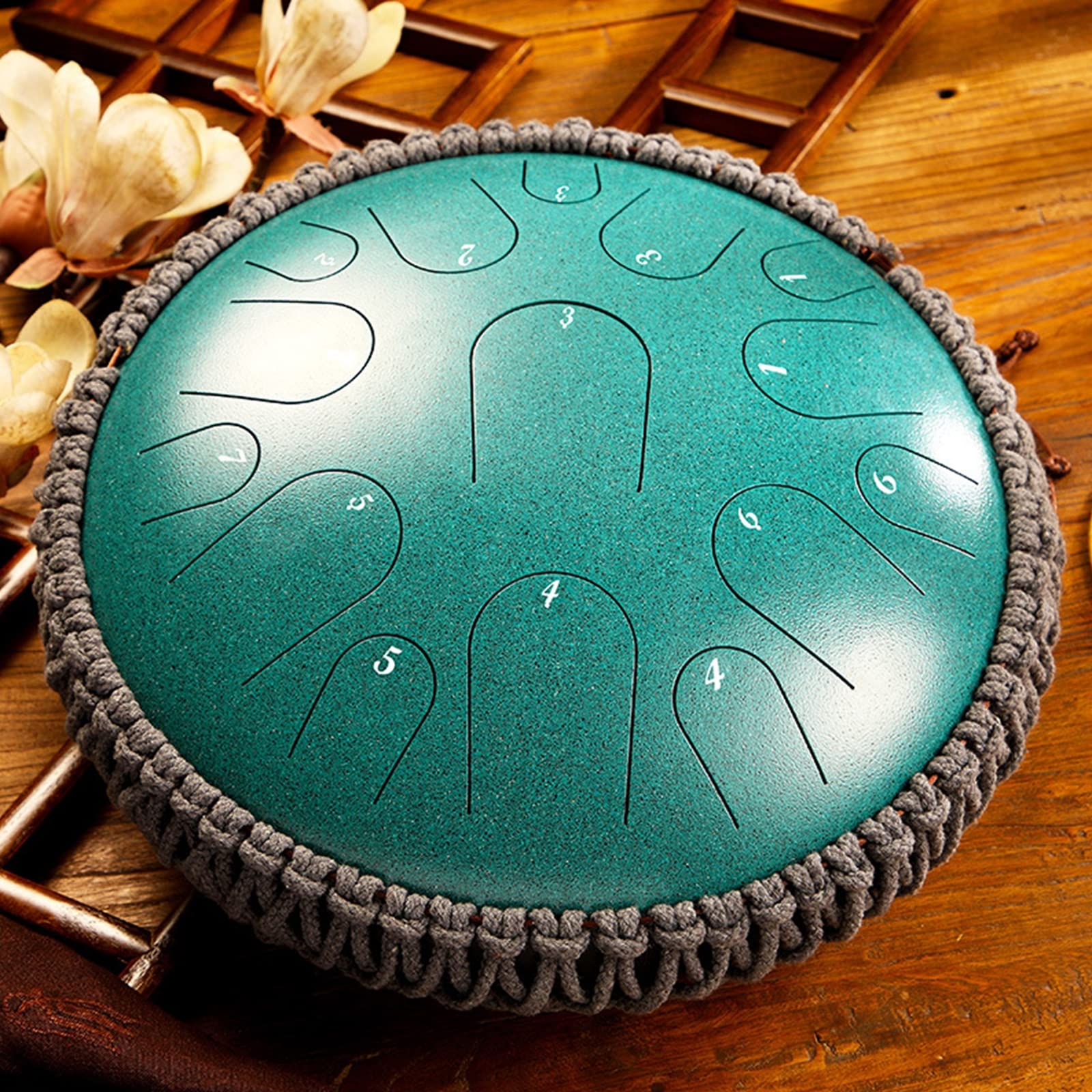 Handpan, Tambor De Lengua De Acero, 14 Pulgadas 15 Tonos Steel Tongue Drum con Llave D Kit De ​con Mazos De Tambor Pegatinas De Notas Palillos De Dedos Soportey Bolsa De Concierto