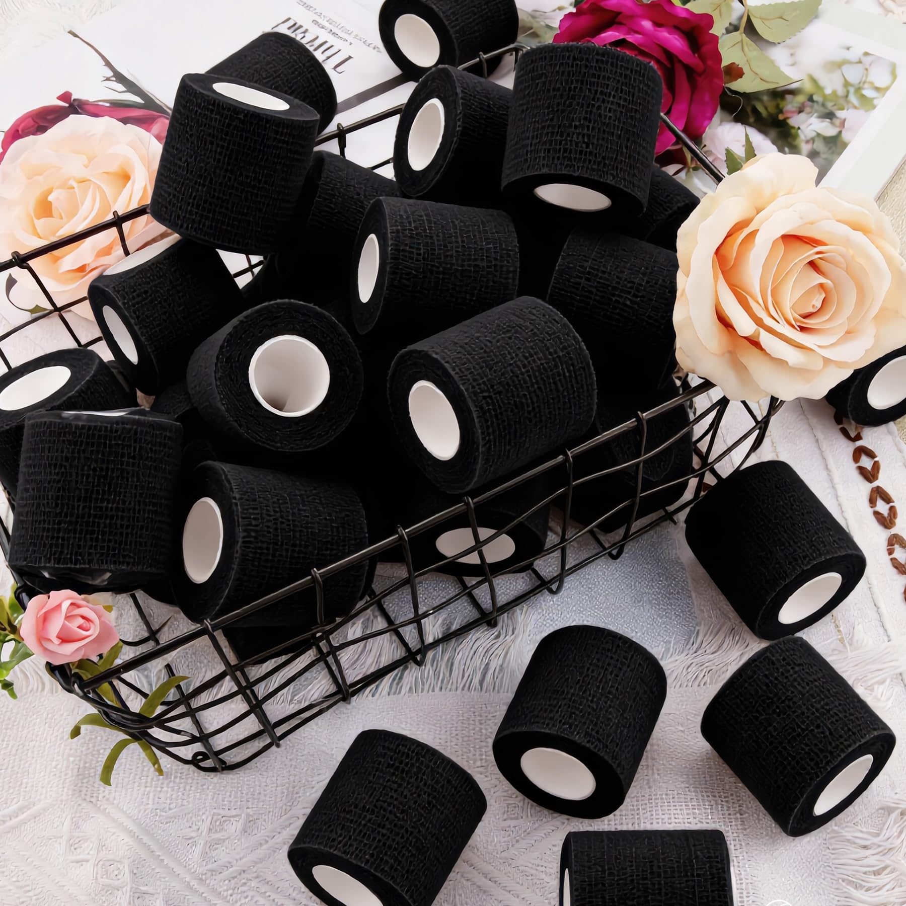 BQTQ 40 Rouleaux Tape Cohésive de Sport Bandes Vétérinaire Tape Sportive Elastique Cohésif pour Prévention des Ampoules(Noir, 5cm x 4,5 m)