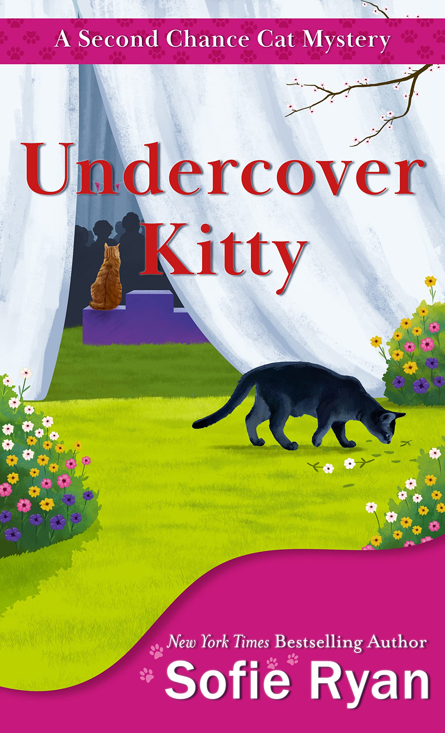 Buy Undercover Kitty: 8 (Second Chance Cat Mysteries: Wheeler Publishing Large Print Softcover Cozy Mystery, 8) — BookShops.in