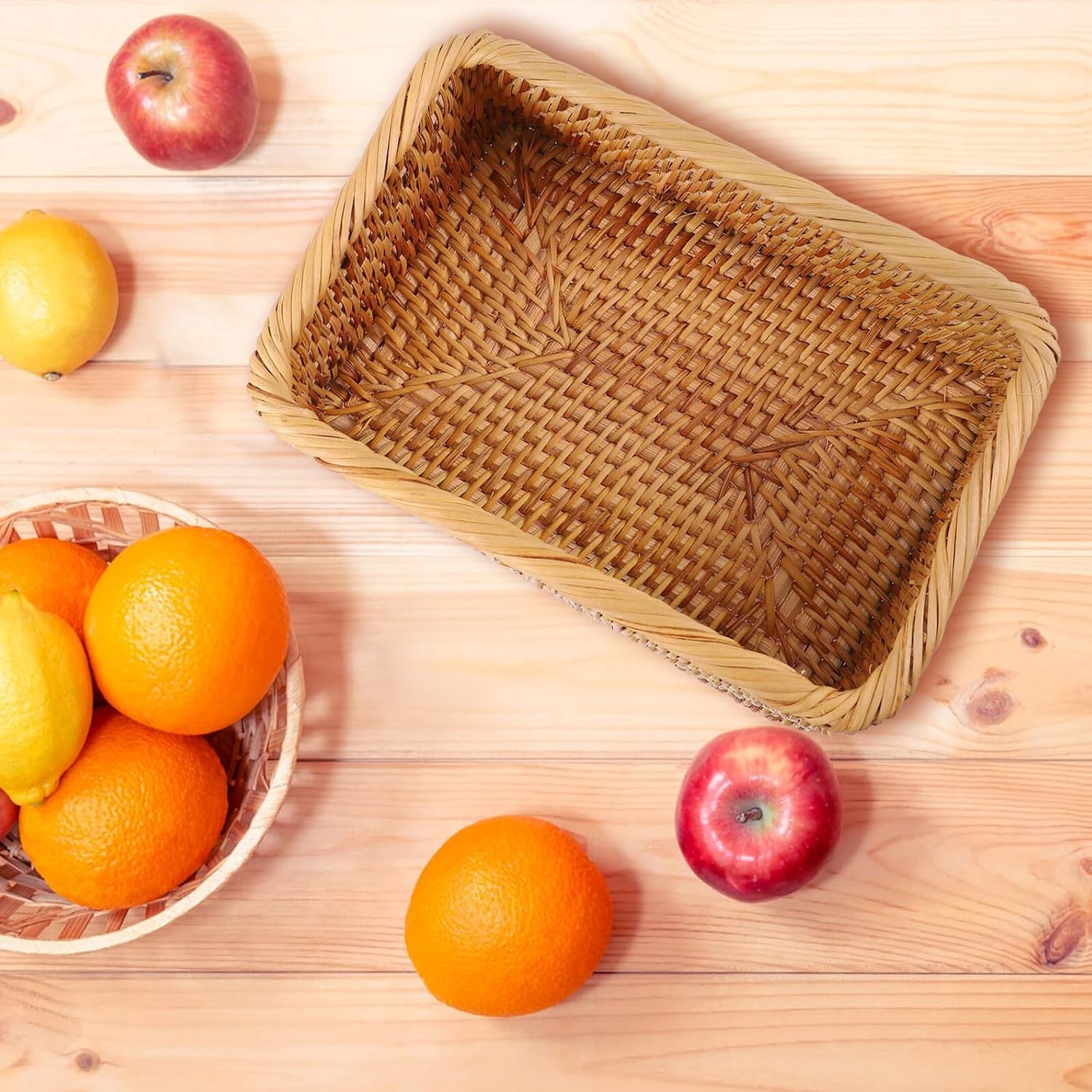 Hand-woven Rattan Storage Basket Small 20x14x7cm Decorative Desktop Sundries Organizer for Snacks and Household Supplies