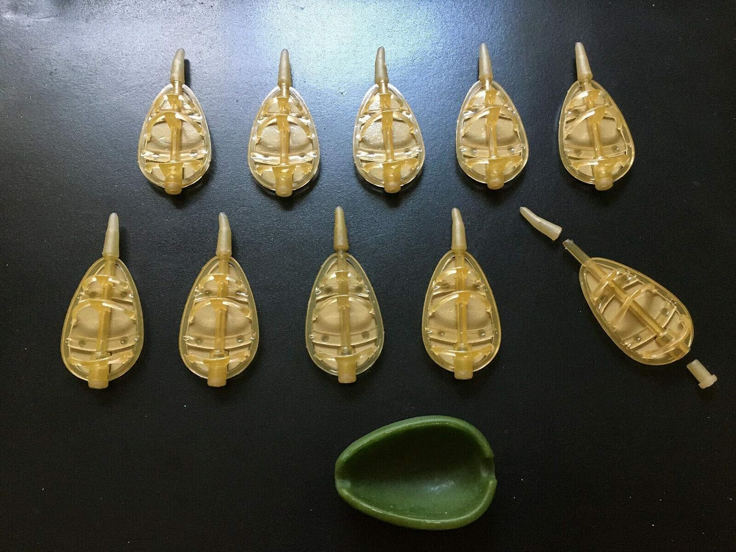 10 X INLINE METHOD FEEDERS + MOULD. Choose 20g, 30g, 40g, 50g, Carp, fishing tackle (30.00, Grams)