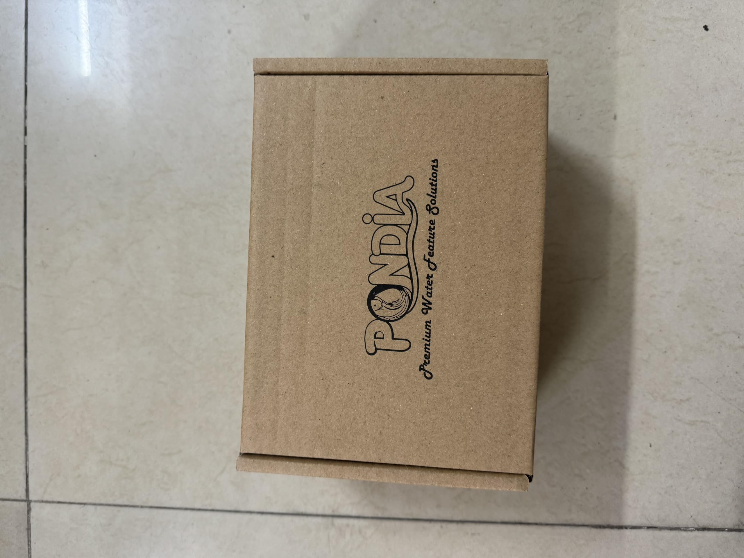 Pompa a fontana solare con batteria, 8,5 W pompa solare 3200 mAh incorporata, ugelli a doppio strato 7 modalità e tubo in PVC 1,5 m, fontana per vasca per uccelli giardino