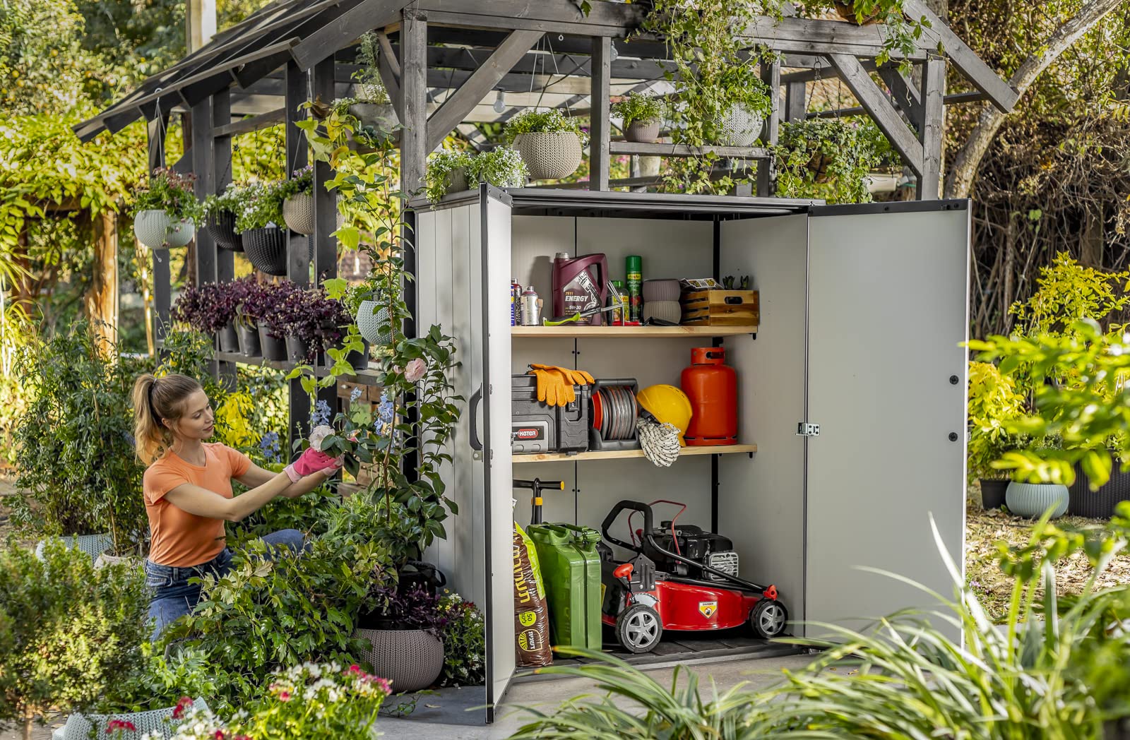 Keterbox Premier Tall, 1400l Fassungsvermögen, Außenmaße (BxHxT): 140 x 170 x 73,6 cm, wasserdicht, wetterfest